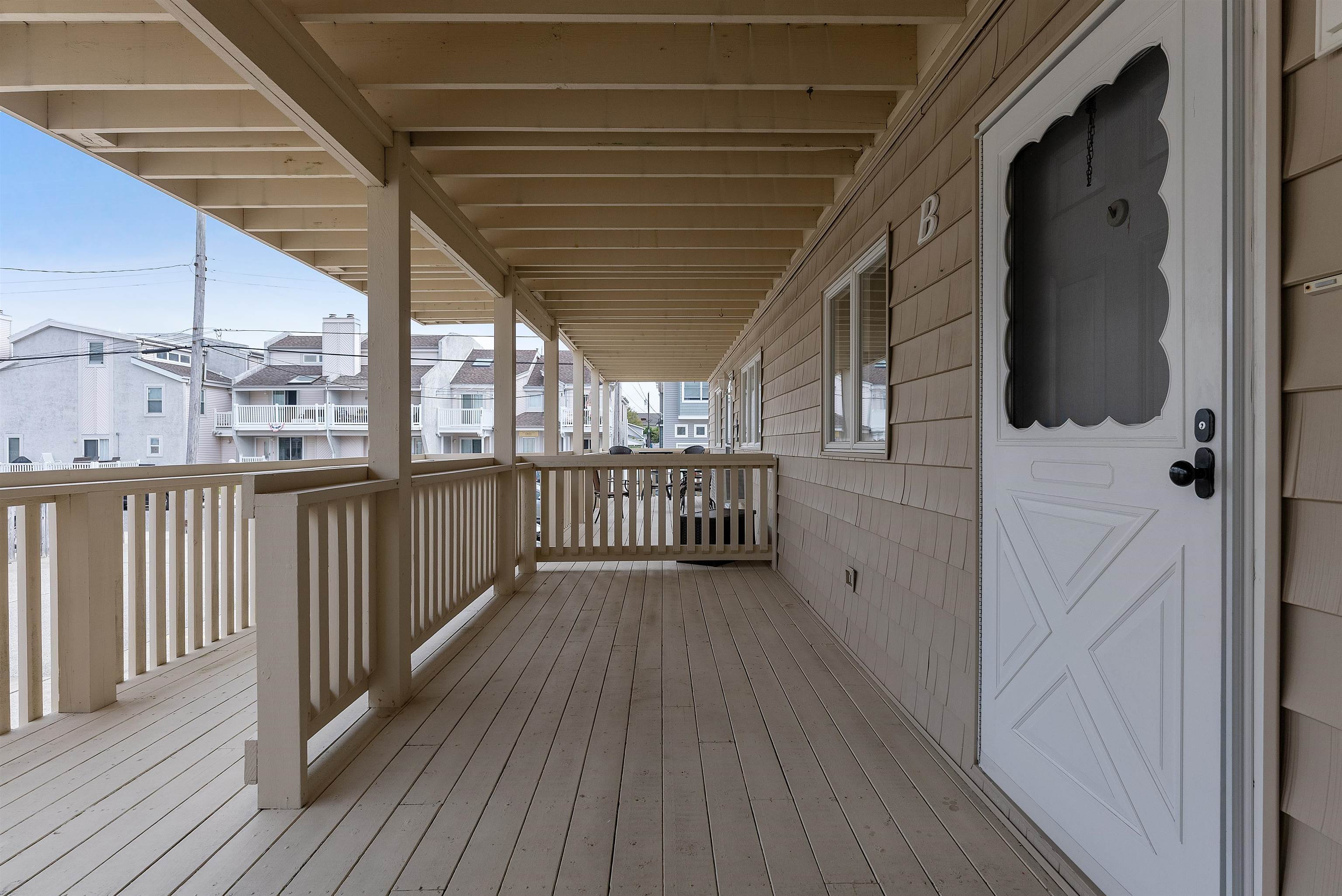 102 E Primrose Road Unit: B