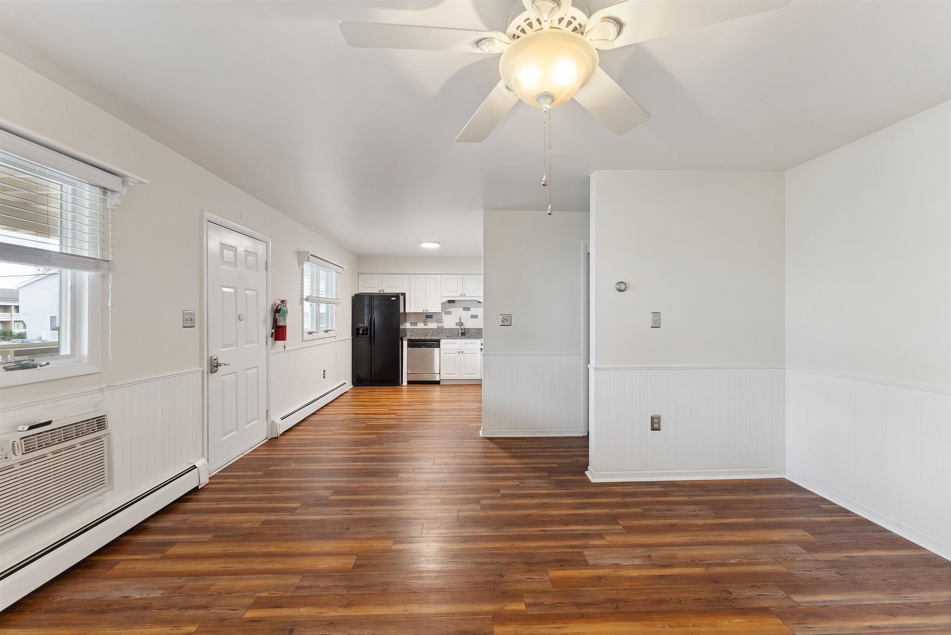 102 E Primrose Road Unit: B