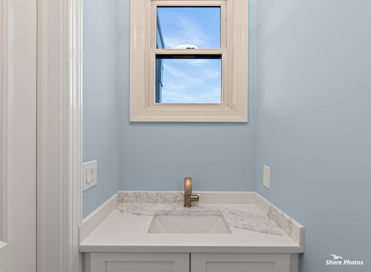 400 E Magnolia Avenue Unit: 8