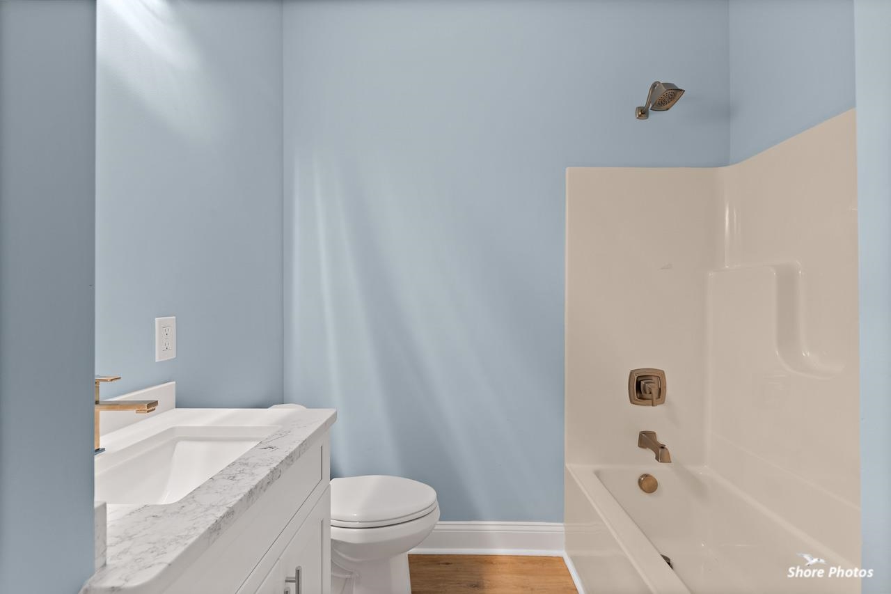 400 E Magnolia Avenue Unit: 8