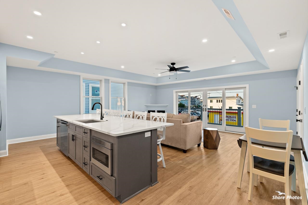 400 E Magnolia Avenue Unit: 8