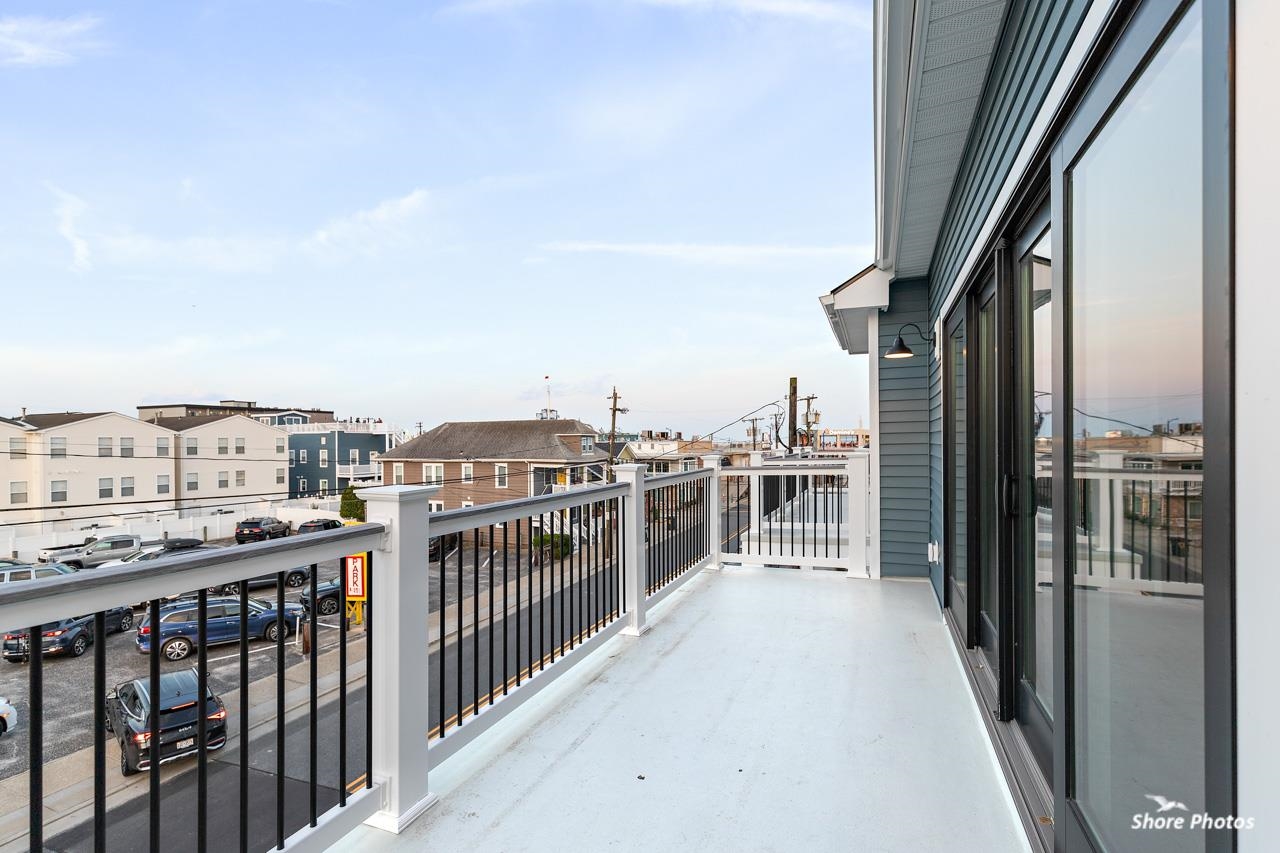 400 E Magnolia Avenue Unit: 8