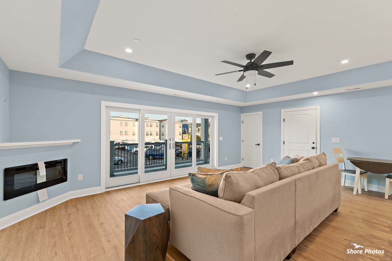 400 E Magnolia Avenue Unit: 8