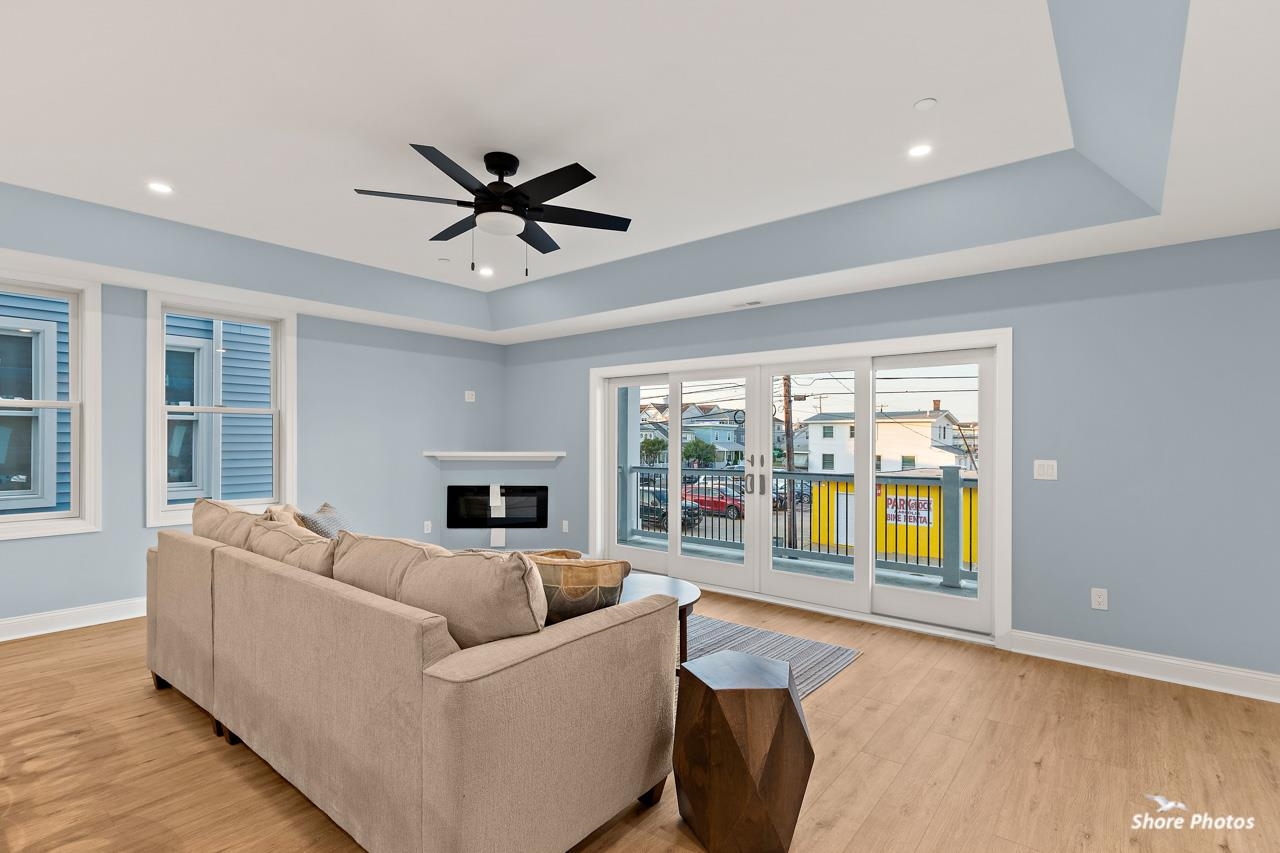 400 E Magnolia Avenue Unit: 8