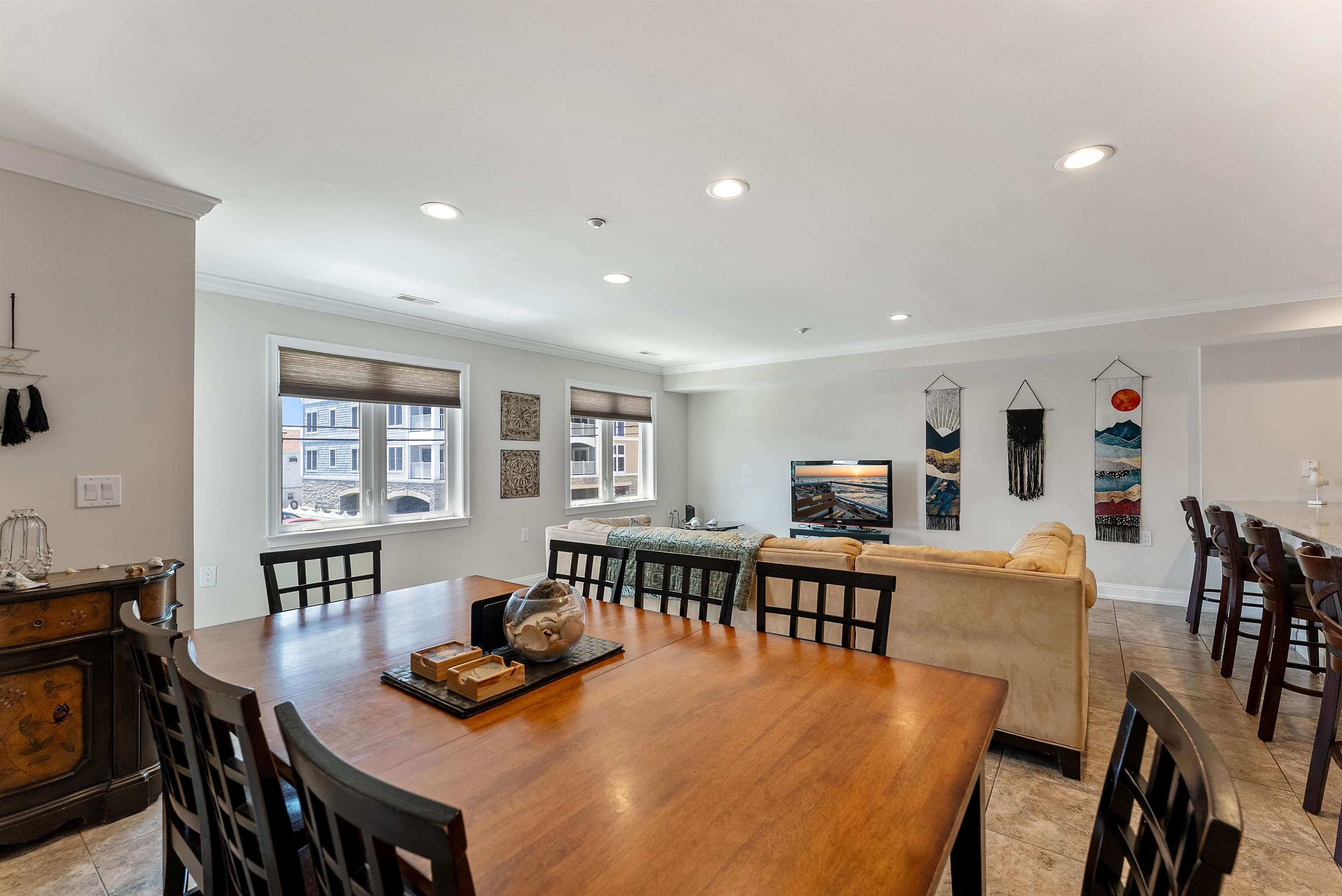 407 E Monterey Avenue Unit: 103