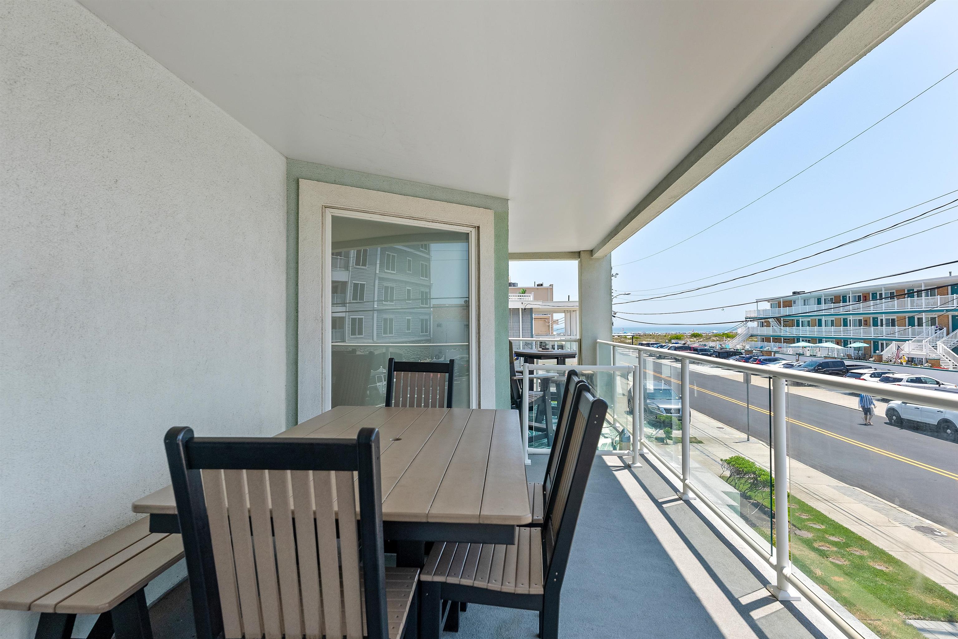 407 E Monterey Avenue Unit: 103