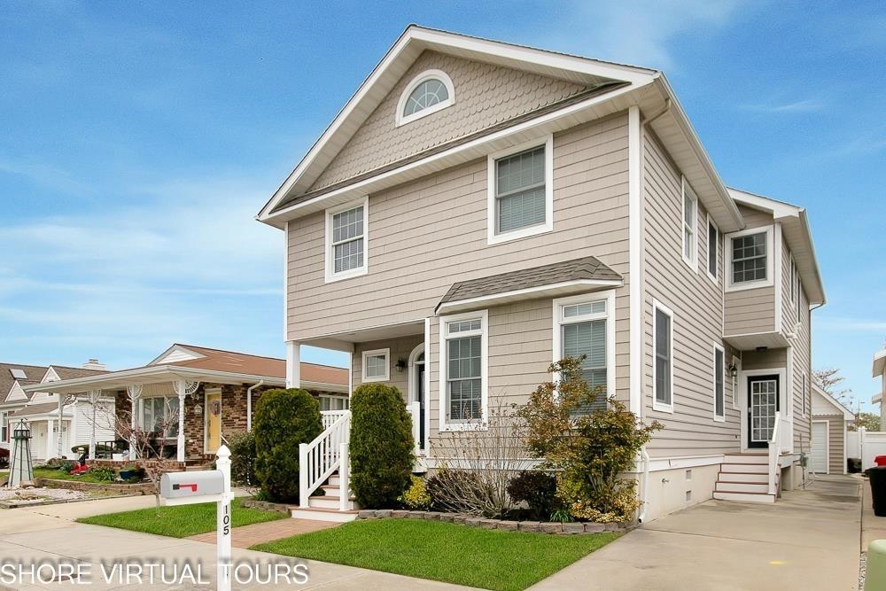 105 W Charleston Avenue