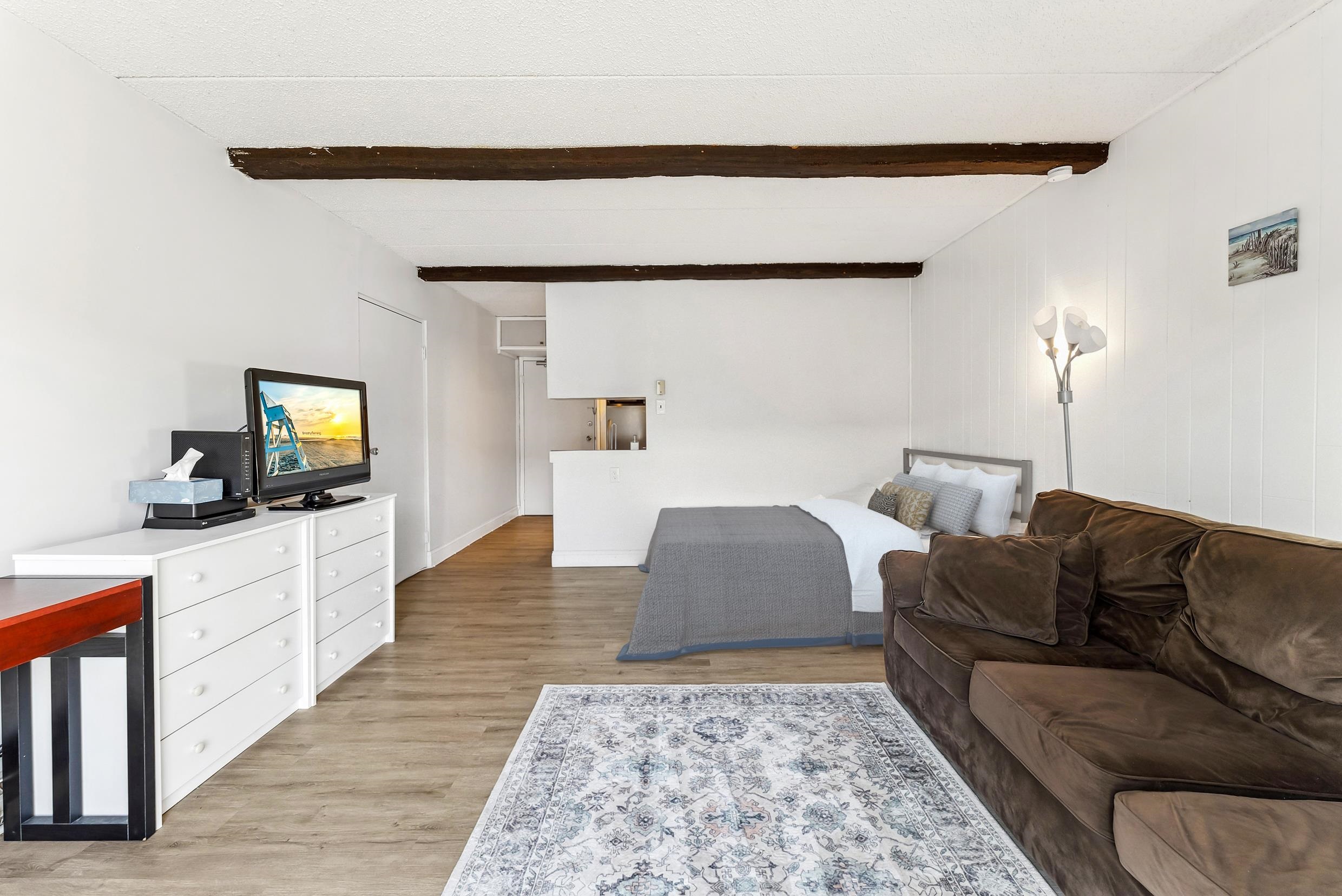 725 Allen Drive Unit: 104A