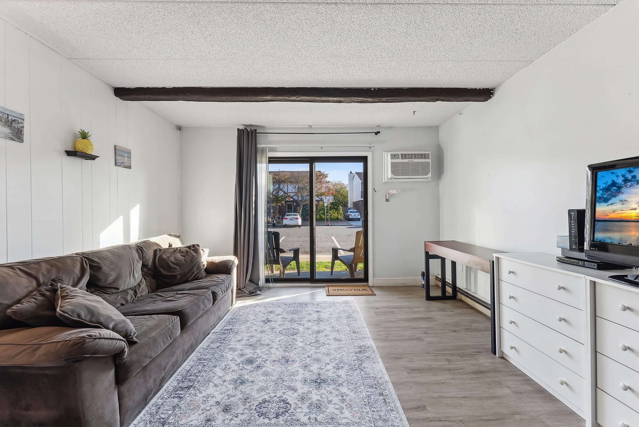 725 Allen Drive Unit: 104A