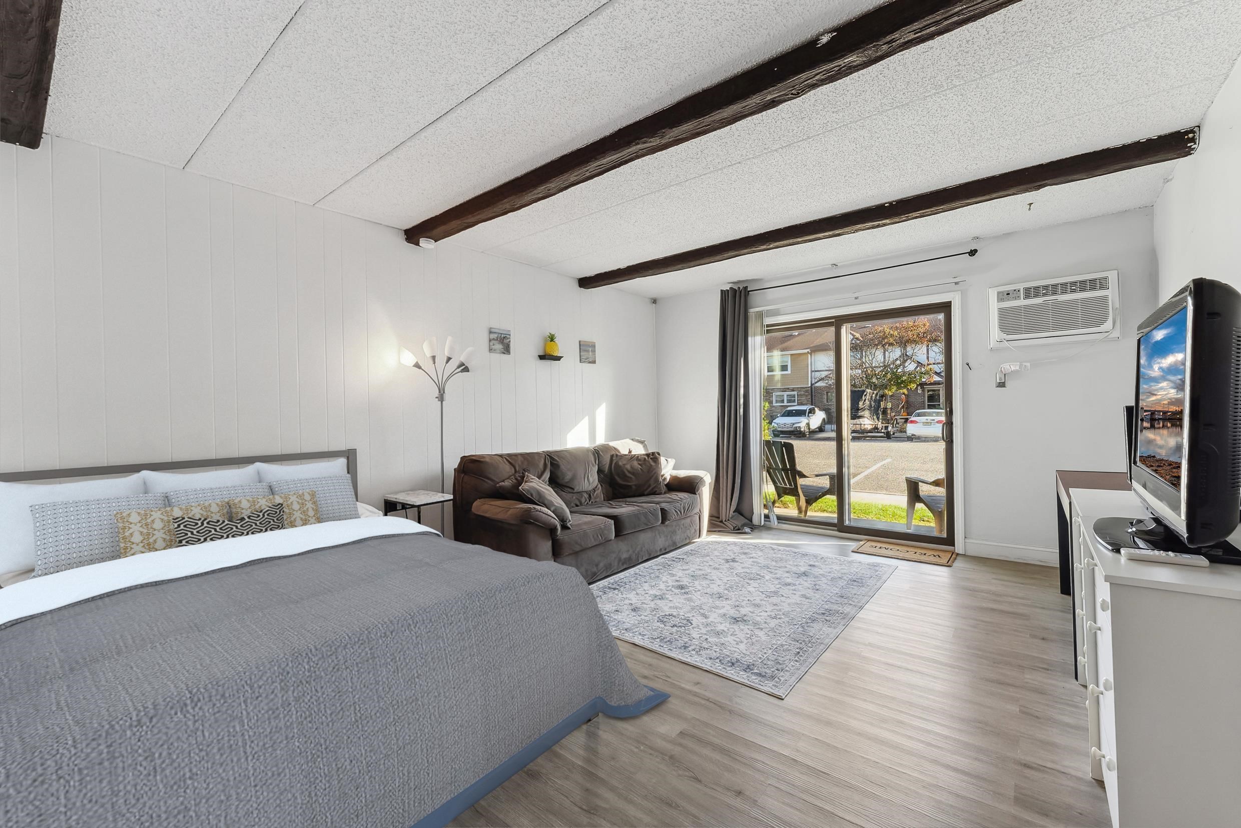 725 Allen Drive Unit: 104A