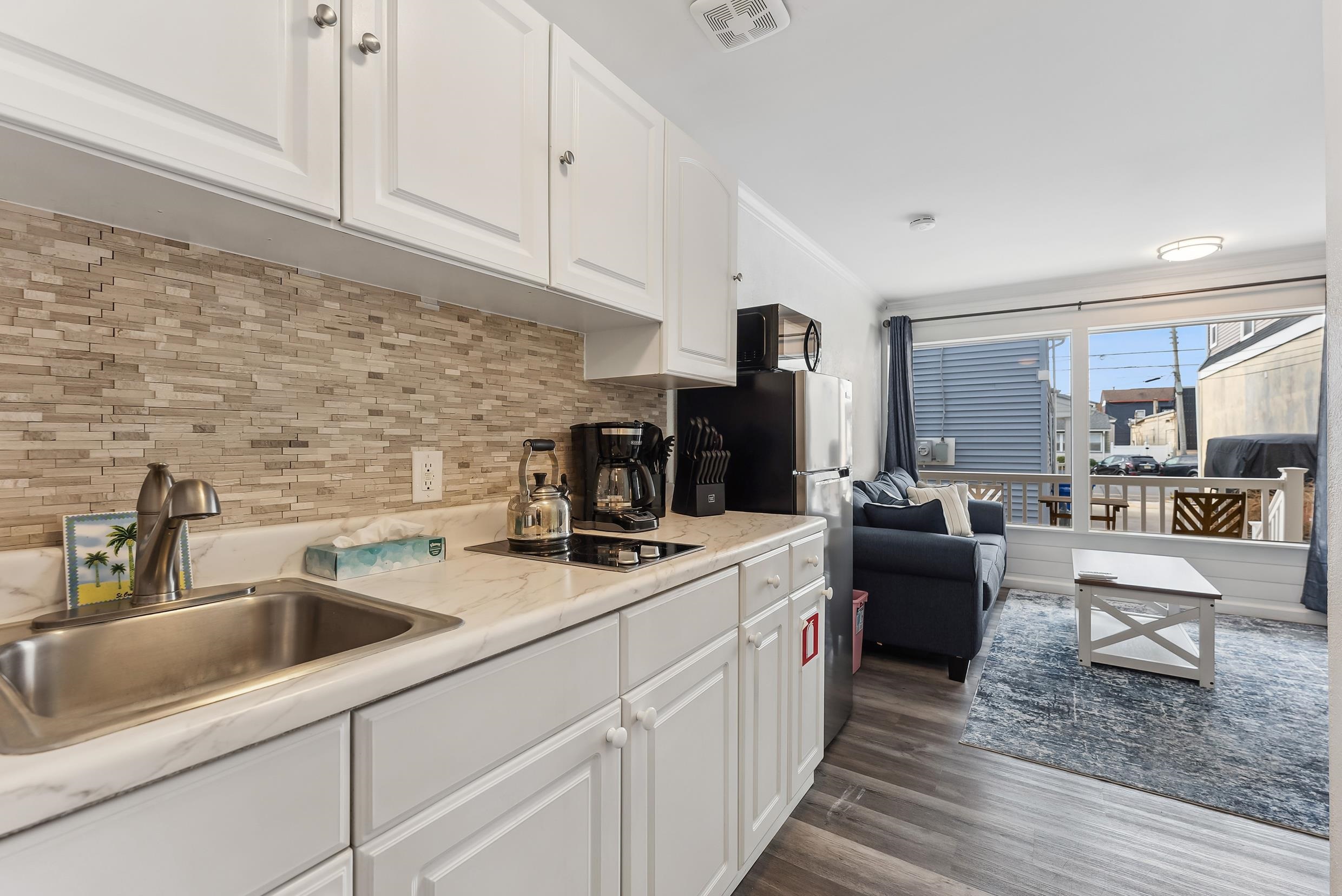 205 E Bennett Avenue Unit: 2