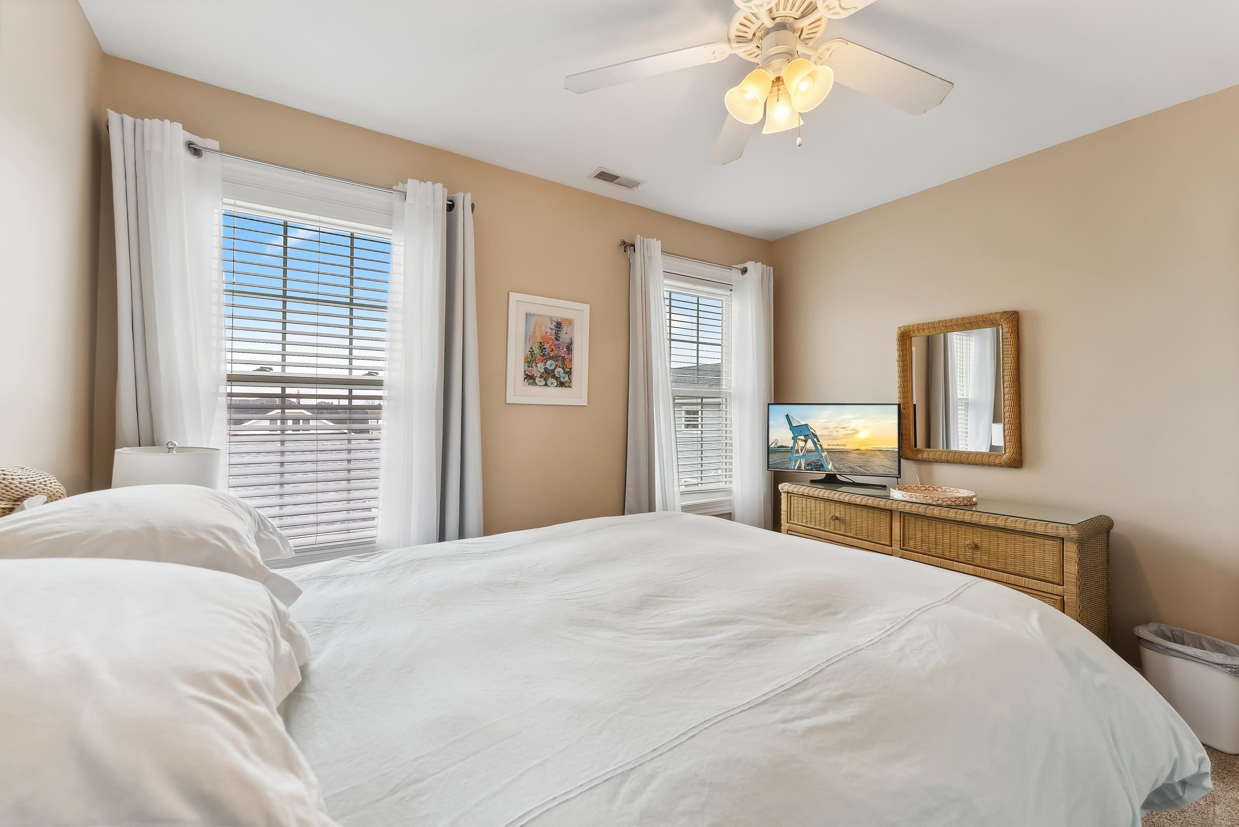 317 E 24th Avenue Unit: F2