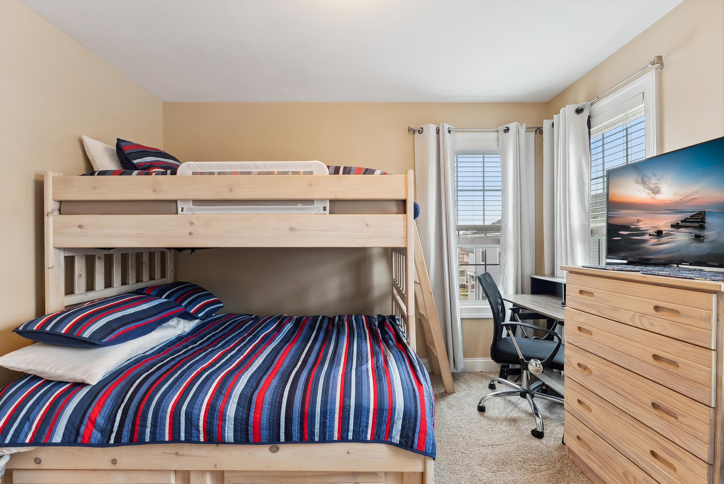 317 E 24th Avenue Unit: F2