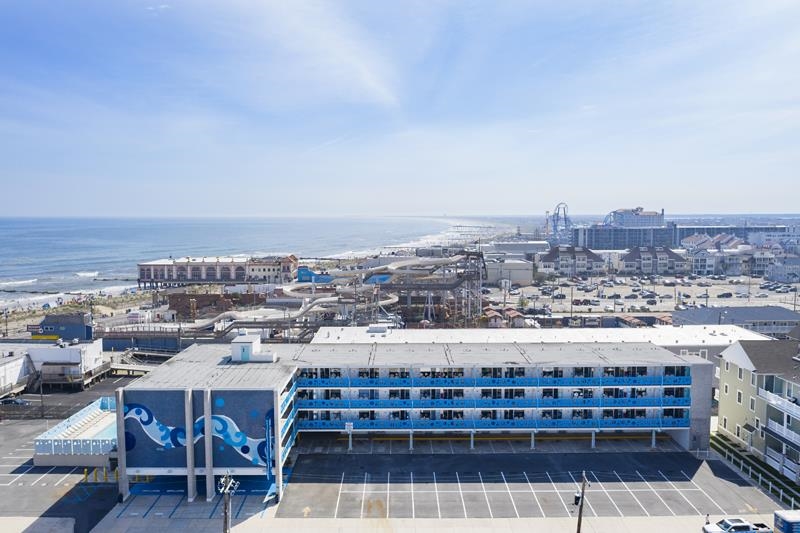 870 E 7th Street Unit: 306
