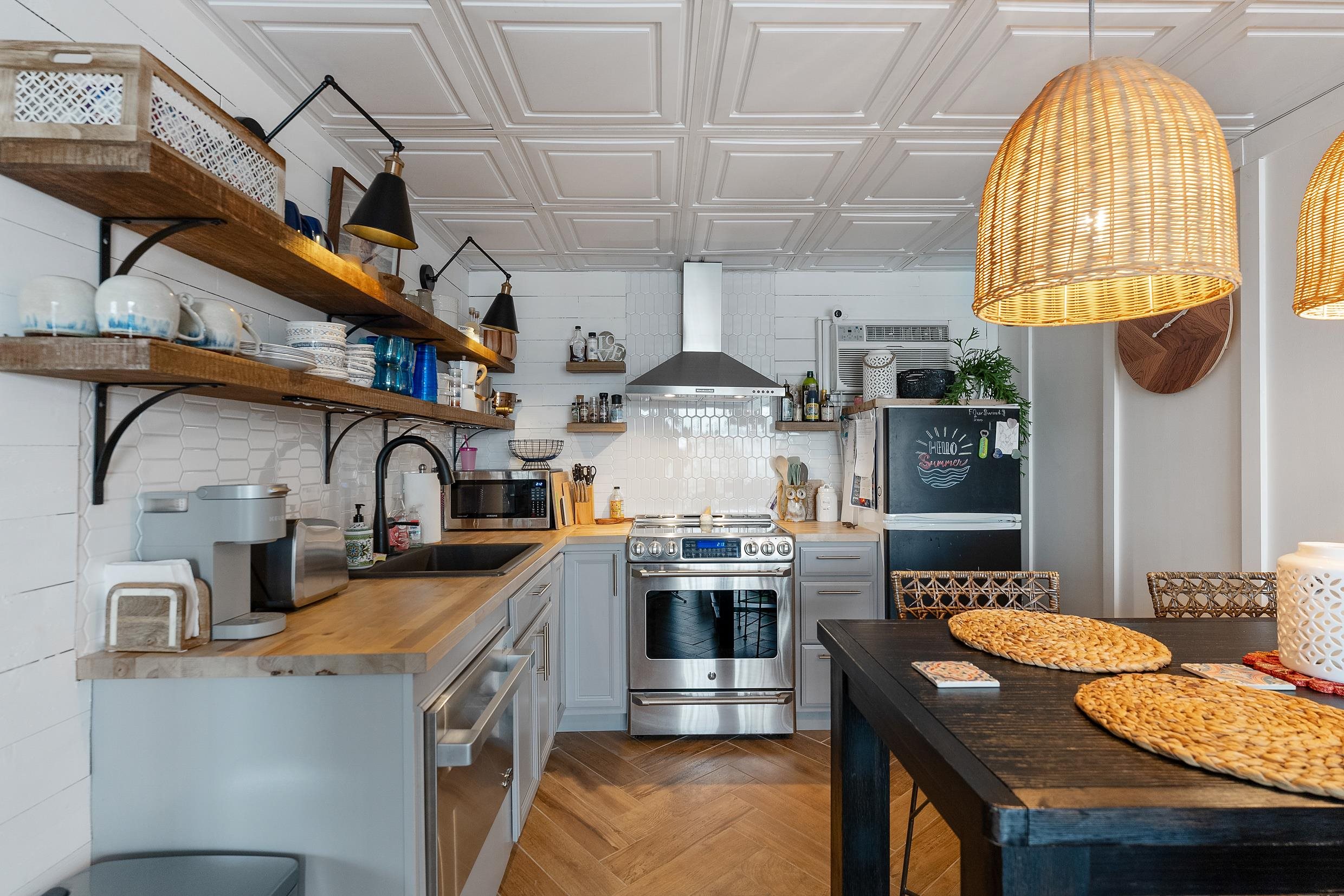 404 E Denver Avenue Unit: 405