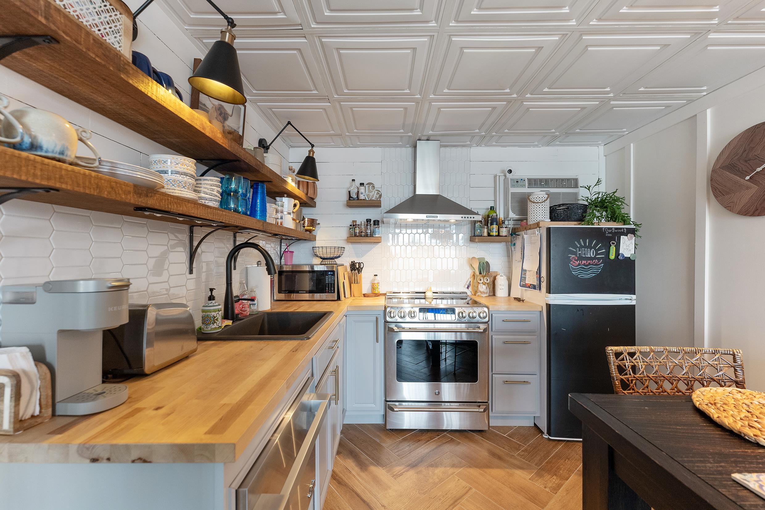 404 E Denver Avenue Unit: 405