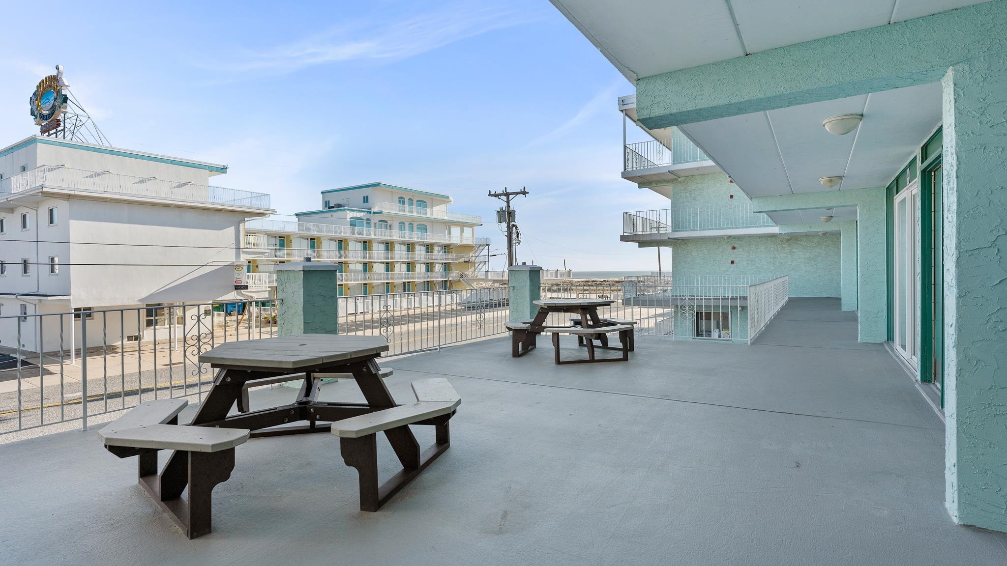 404 E Denver Avenue Unit: 405