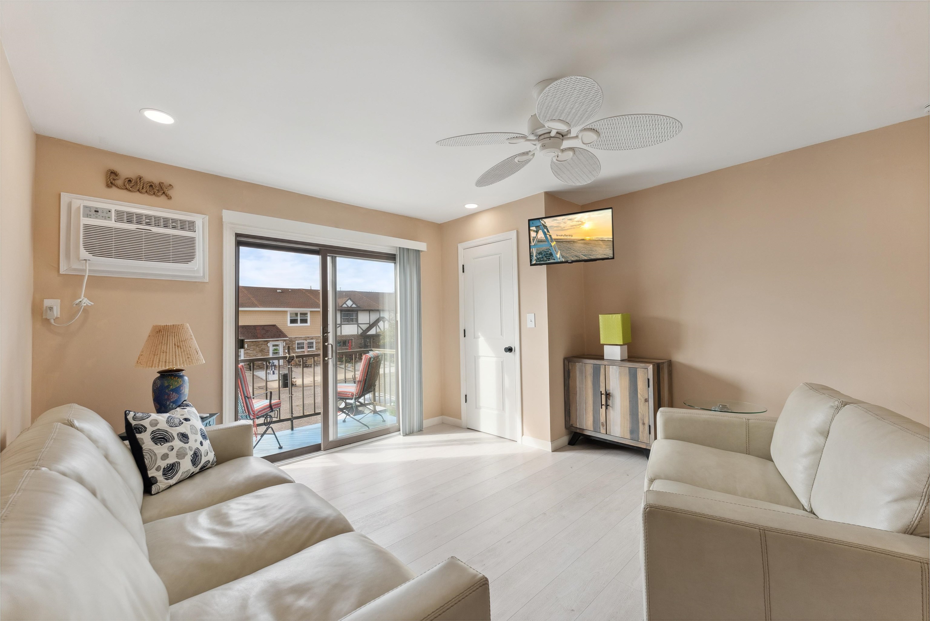725 Allen Drive Unit: 214A