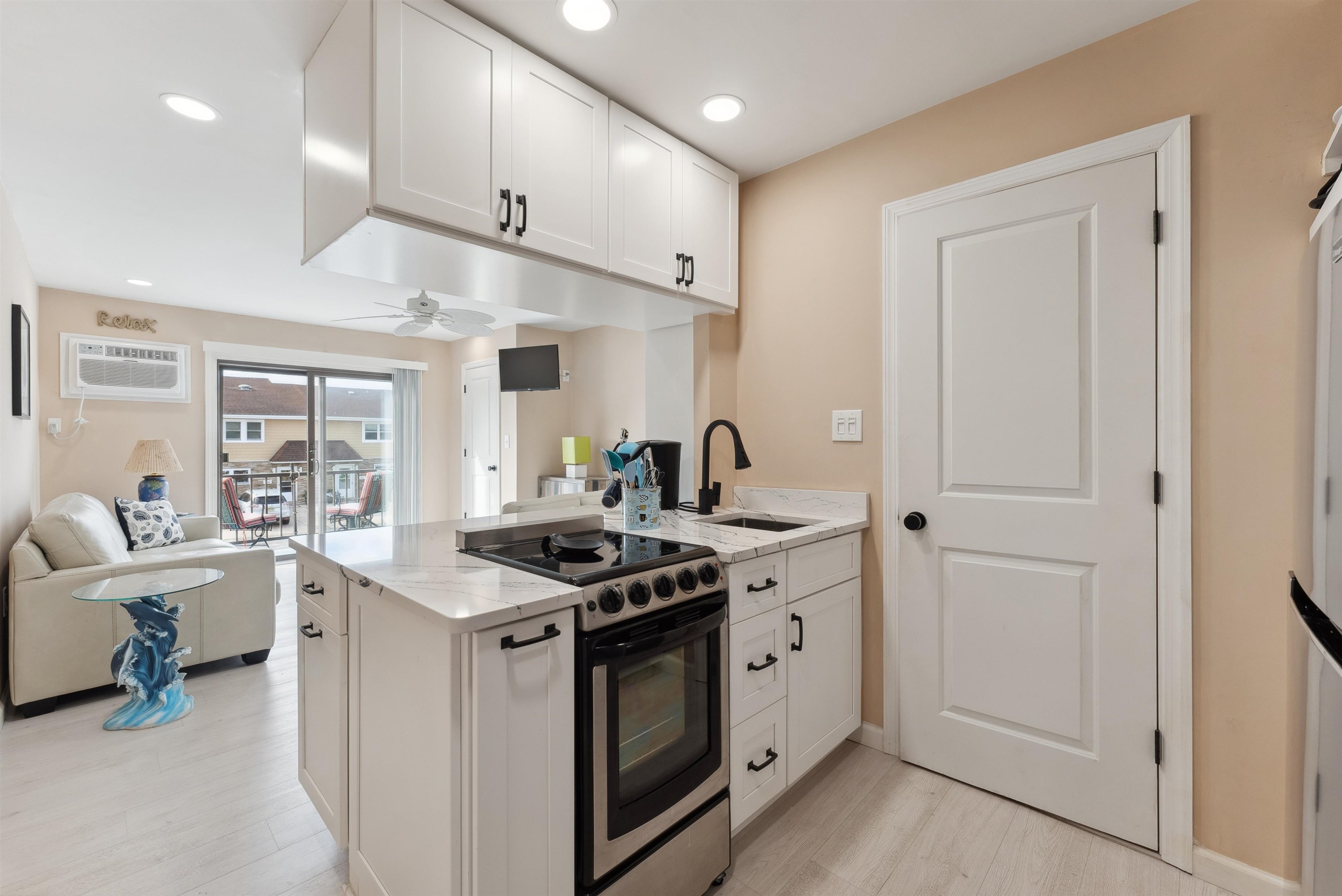 725 Allen Drive Unit: 214A