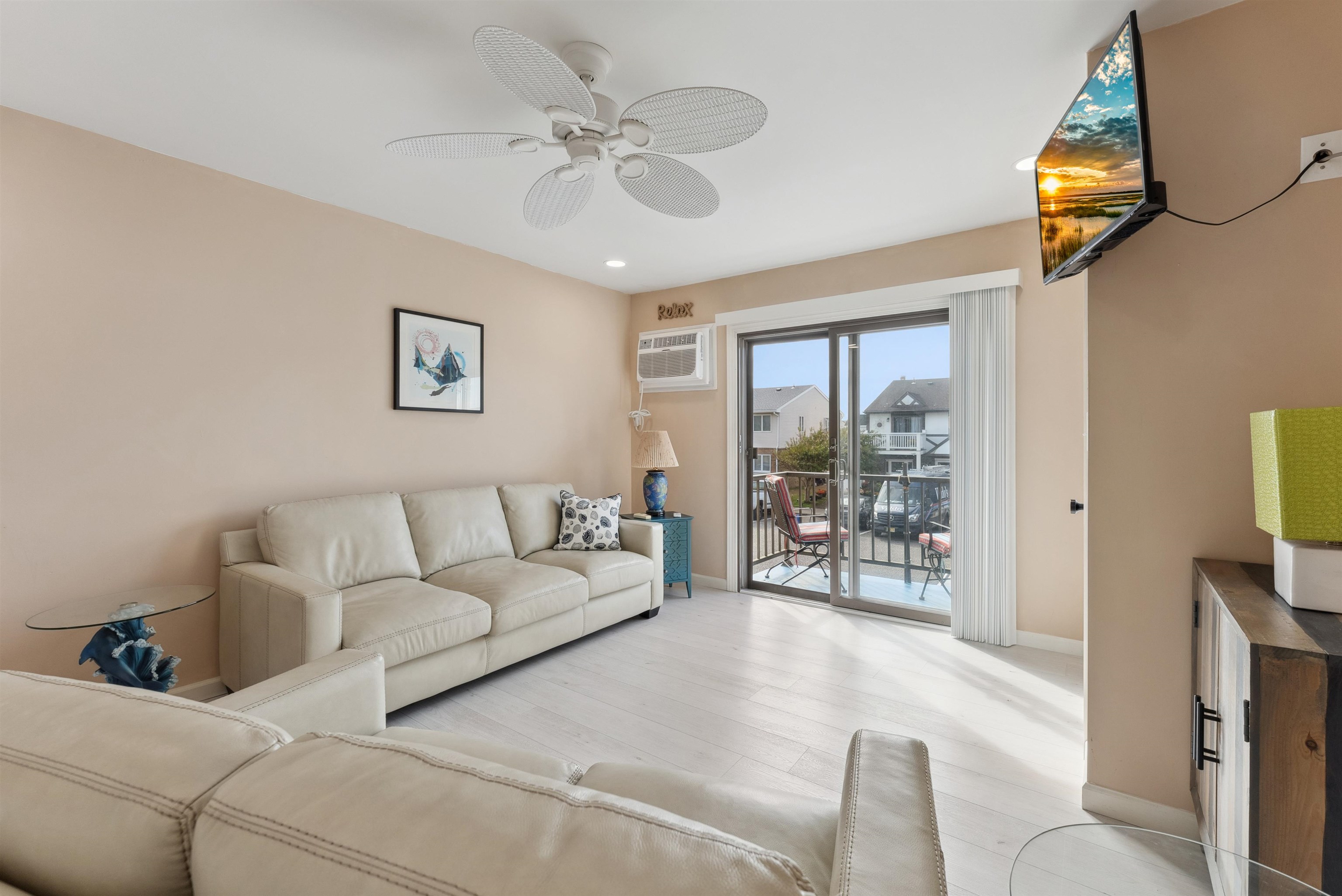 725 Allen Drive Unit: 214A