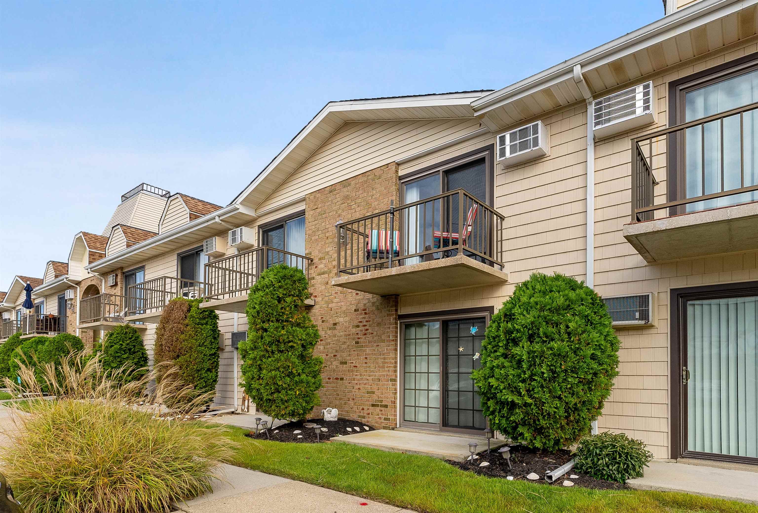 725 Allen Drive Unit: 214A