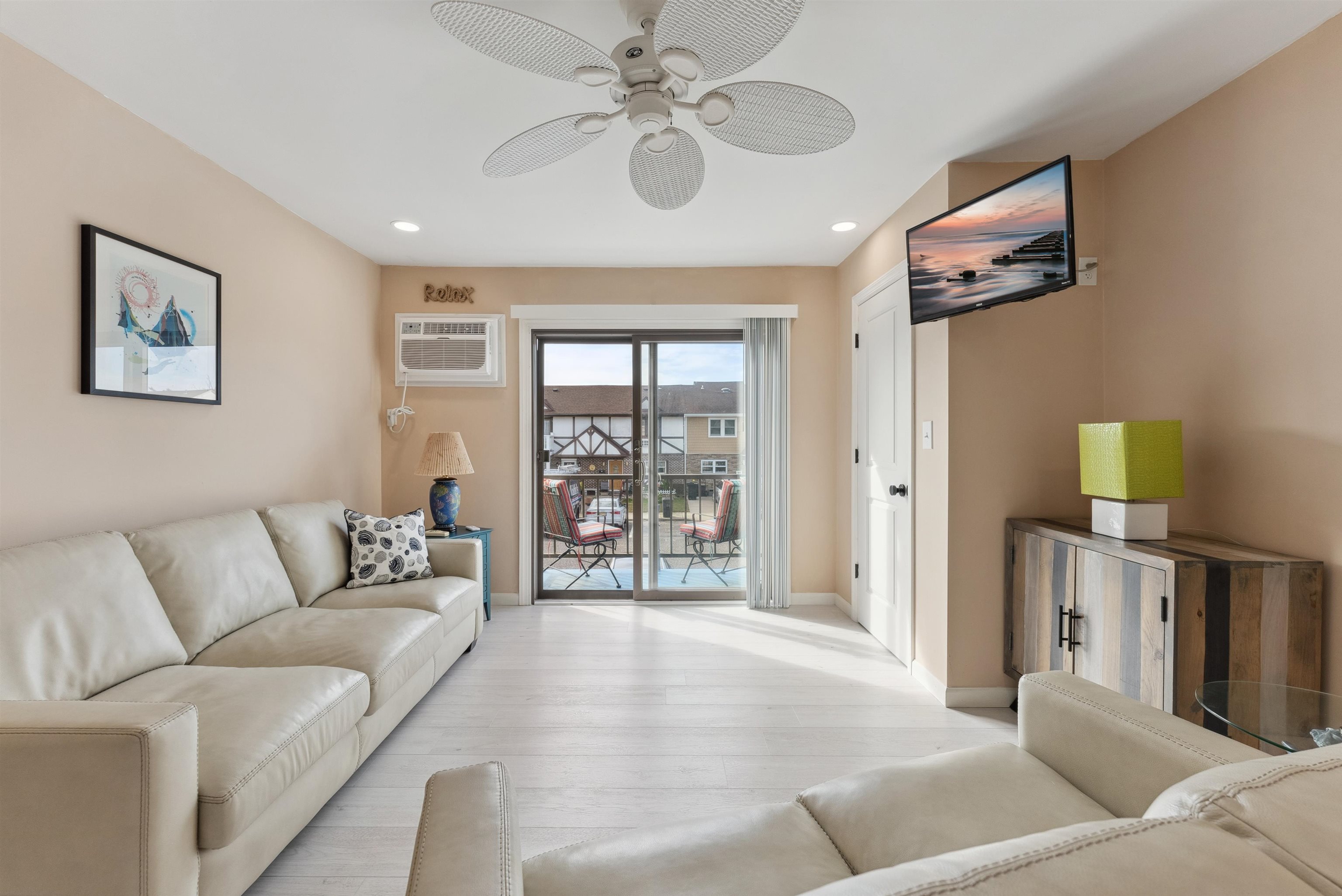 725 Allen Drive Unit: 214A