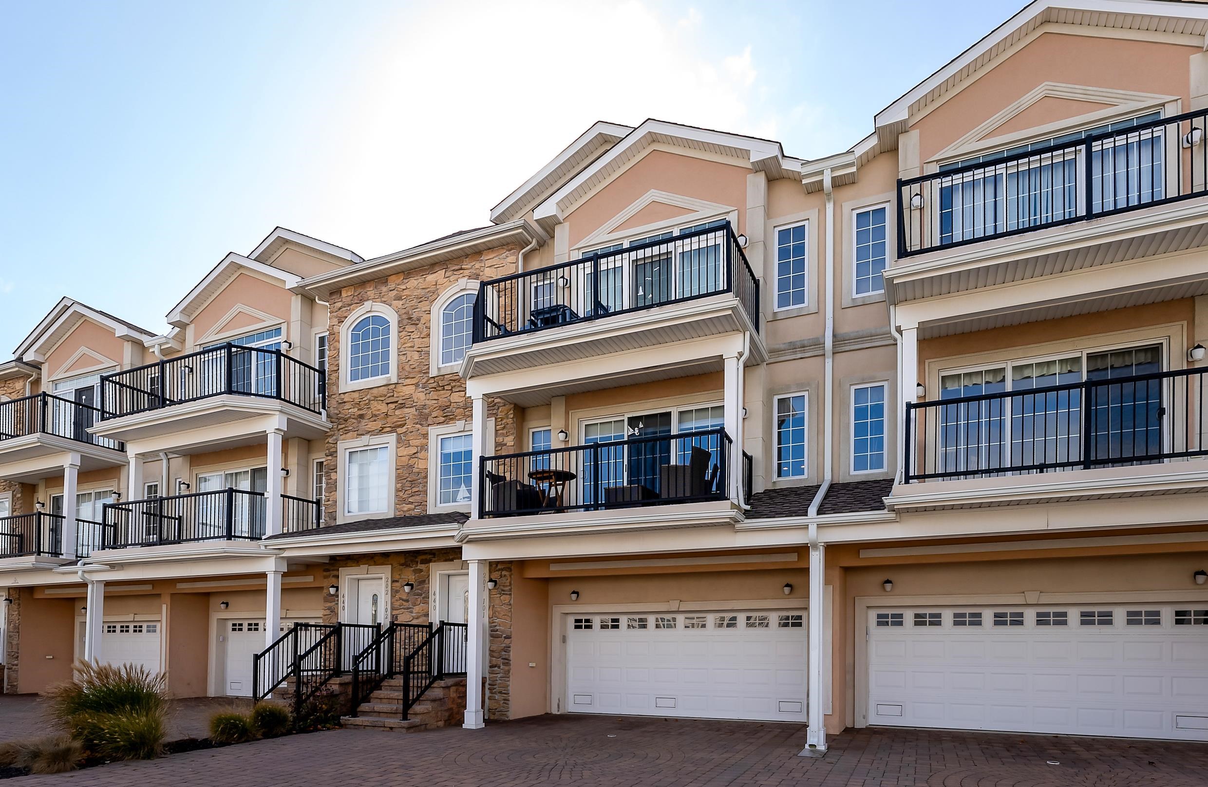 440 E 21st Avenue Unit: 101