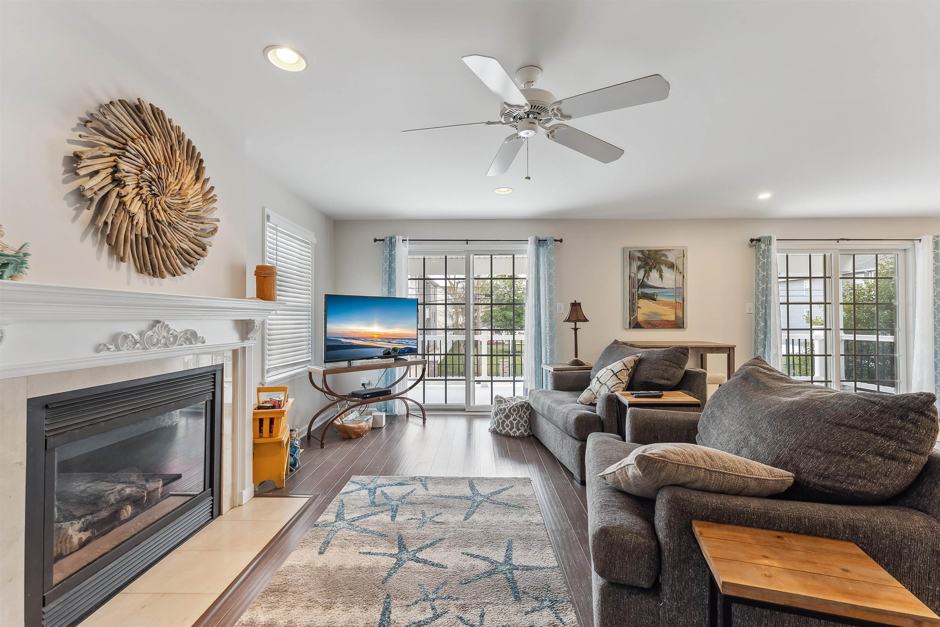 135 E Burk Avenue Unit: 1A