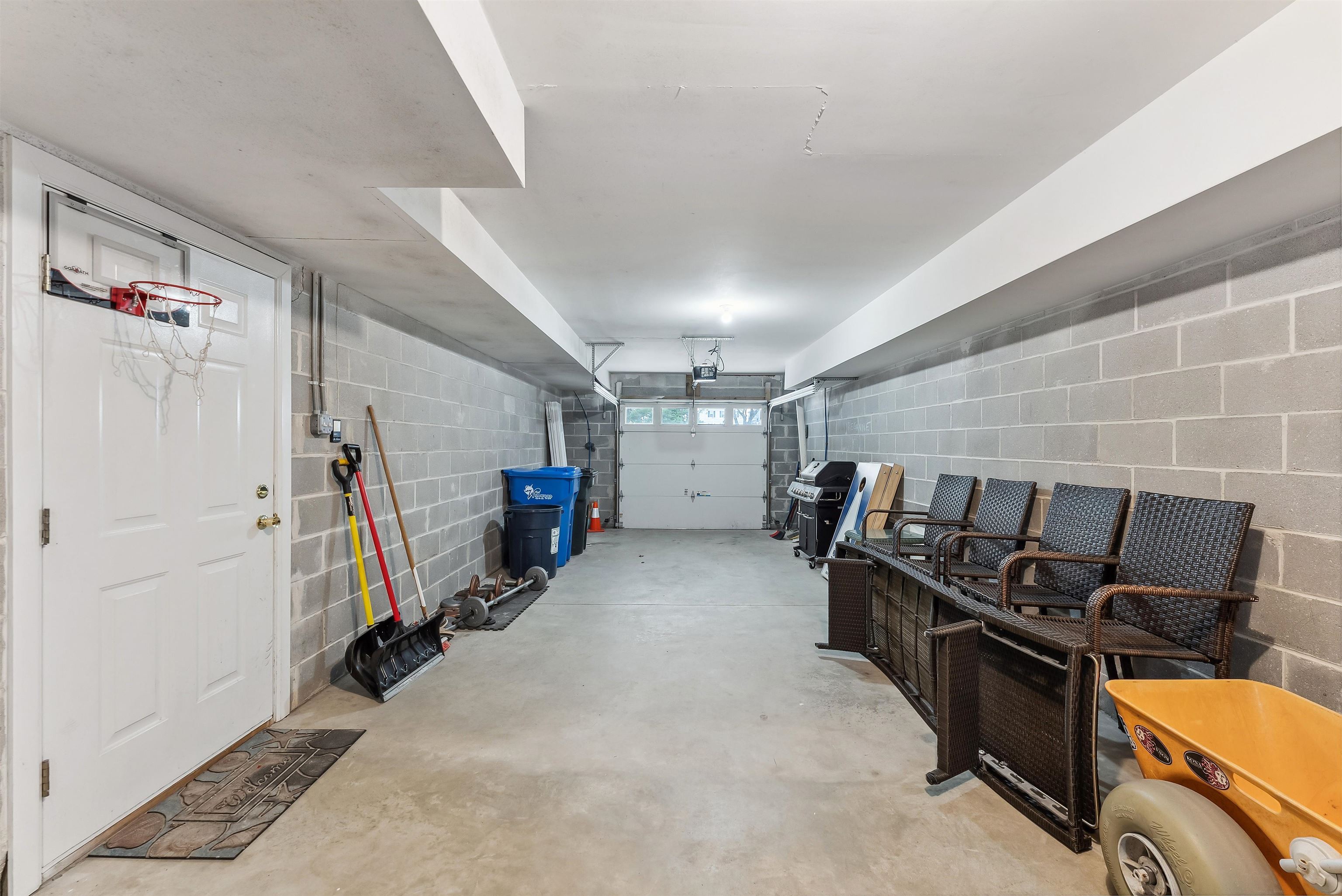 135 E Burk Avenue Unit: 1A