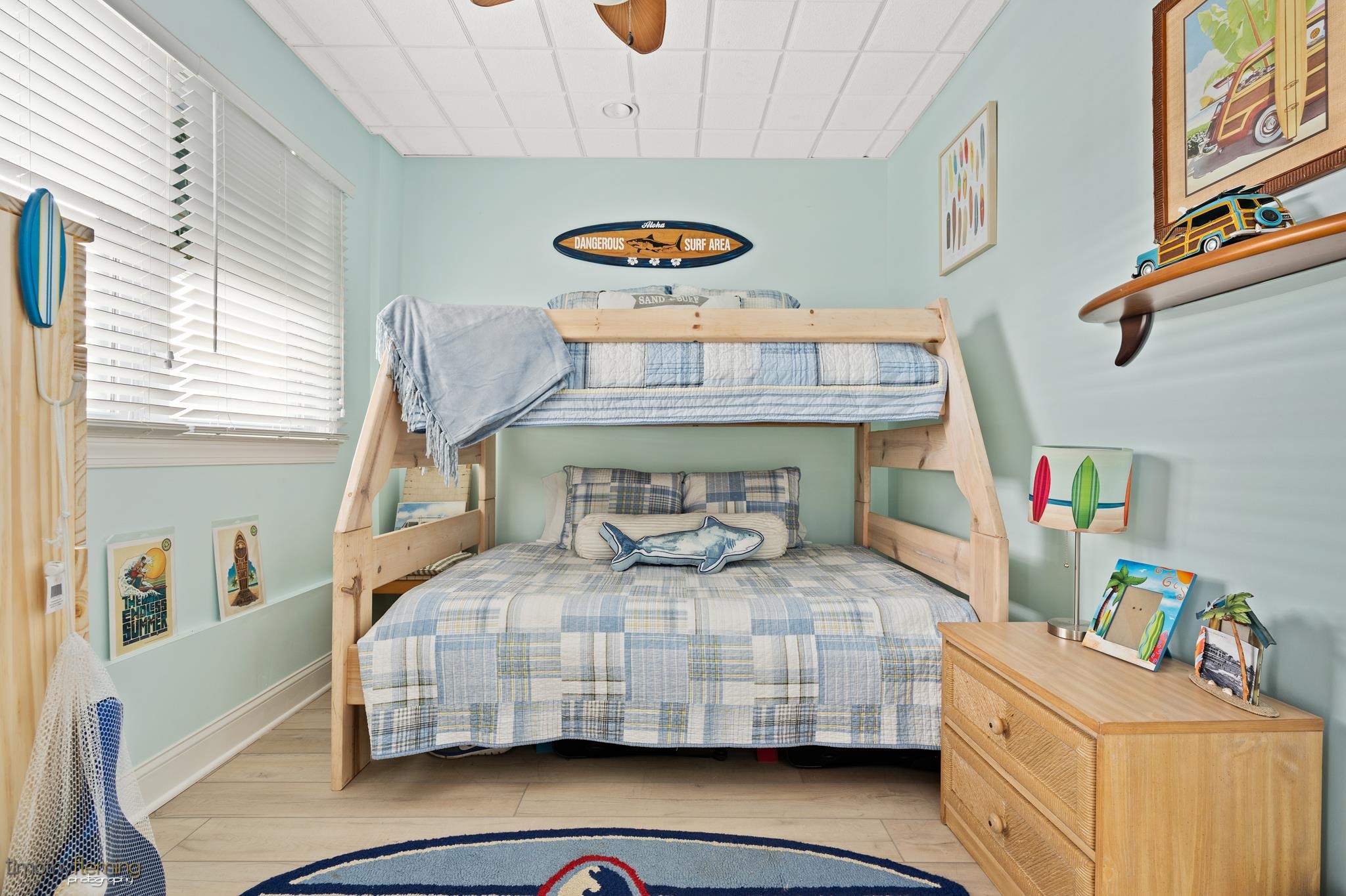 5600 Seaview Avenue Unit: 9