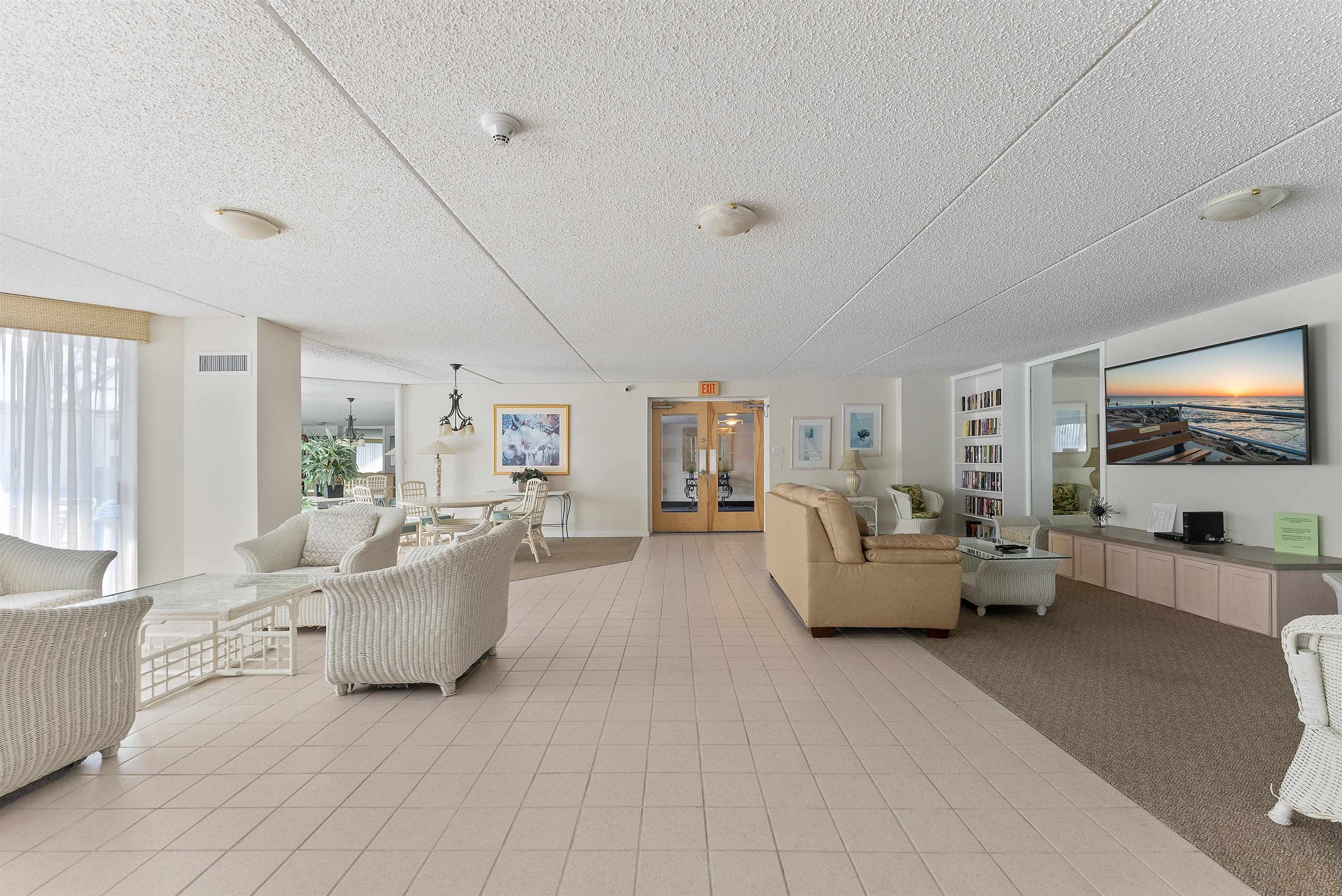 935 Ocean Avenue Unit: 414