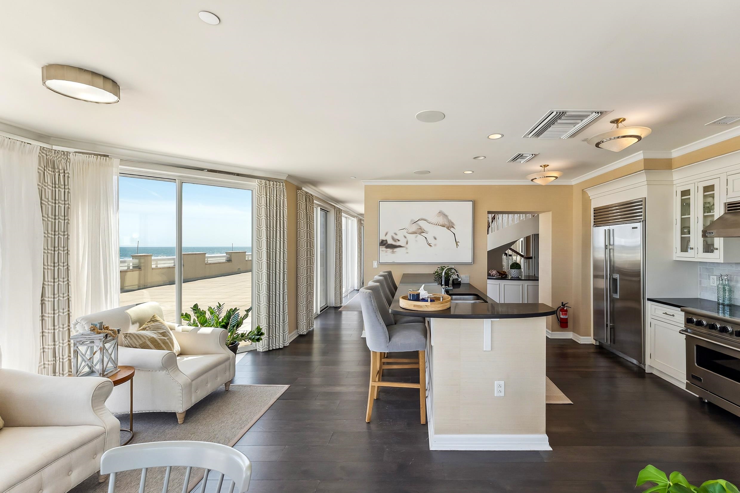 9601 Atlantic Avenue Unit: 413