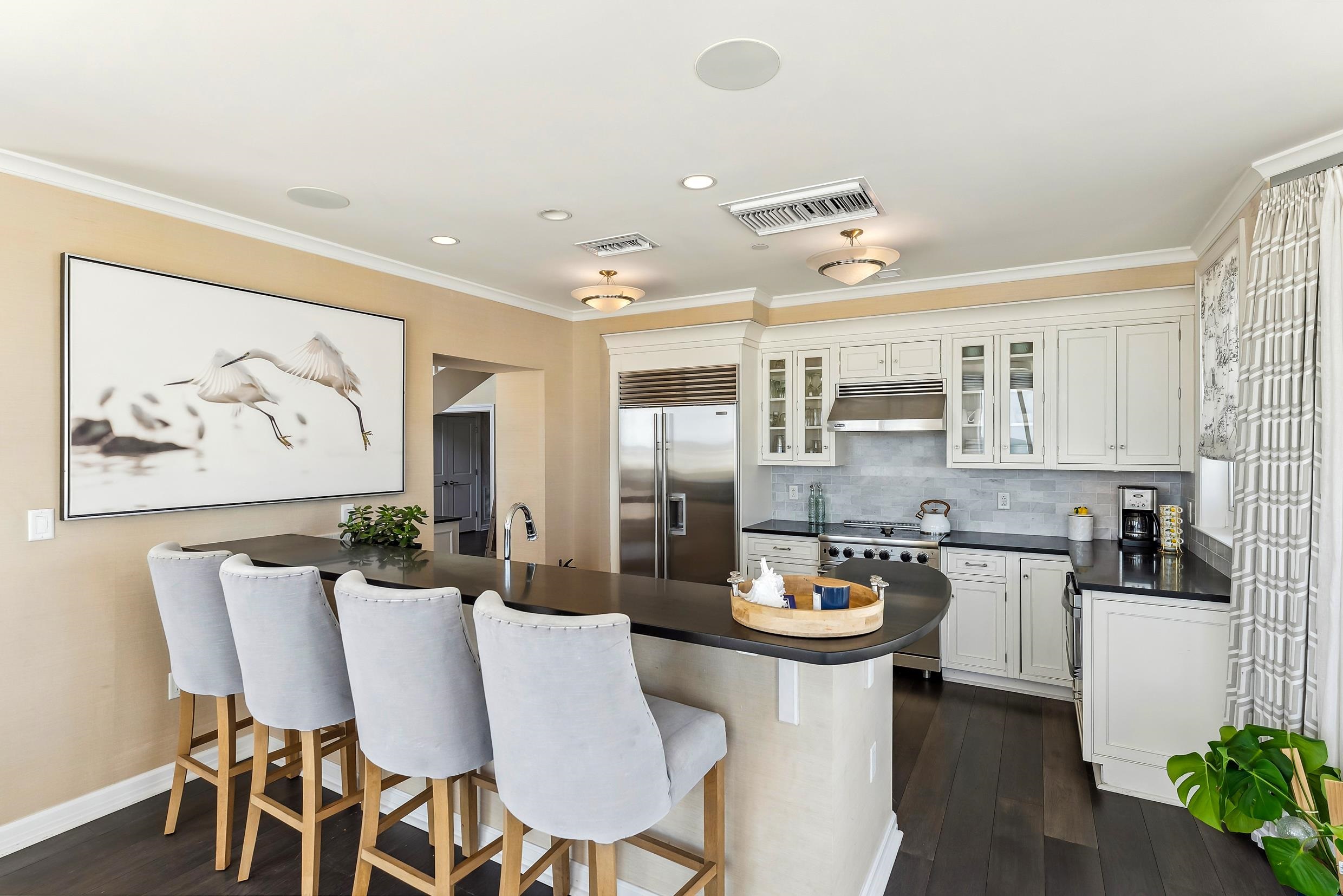 9601 Atlantic Avenue Unit: 413