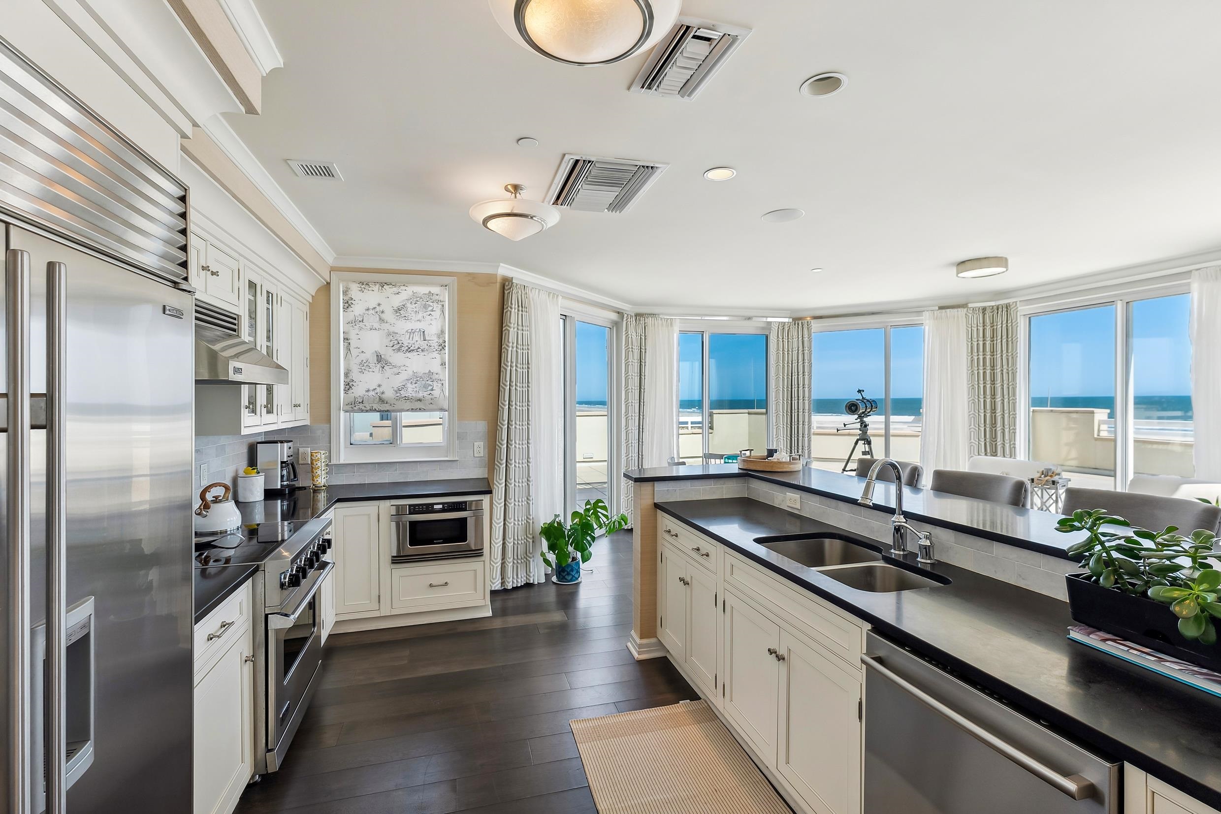 9601 Atlantic Avenue Unit: 413