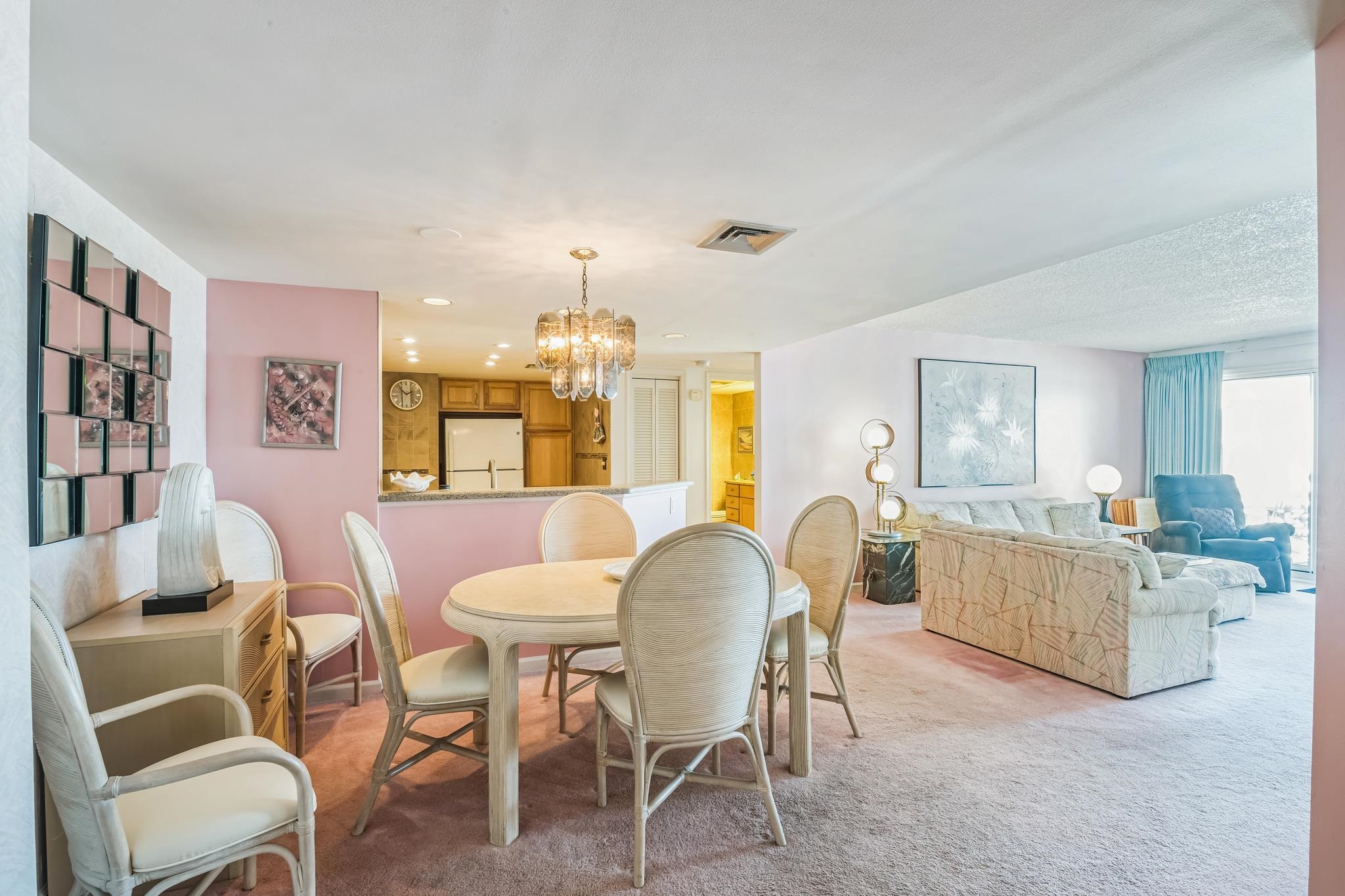 9901 Seapointe Boulevard Unit: 611