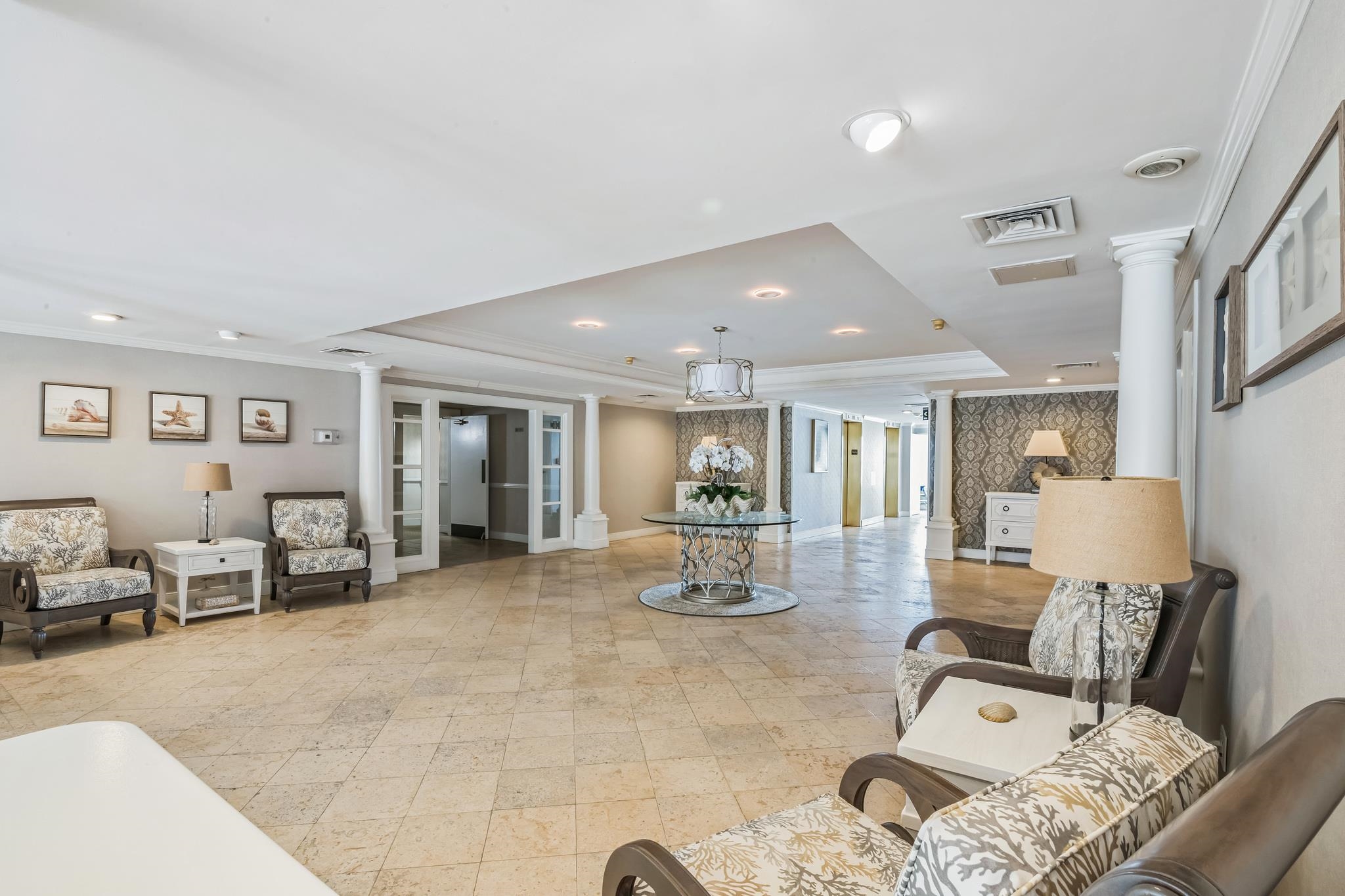 9901 Seapointe Boulevard Unit: 611