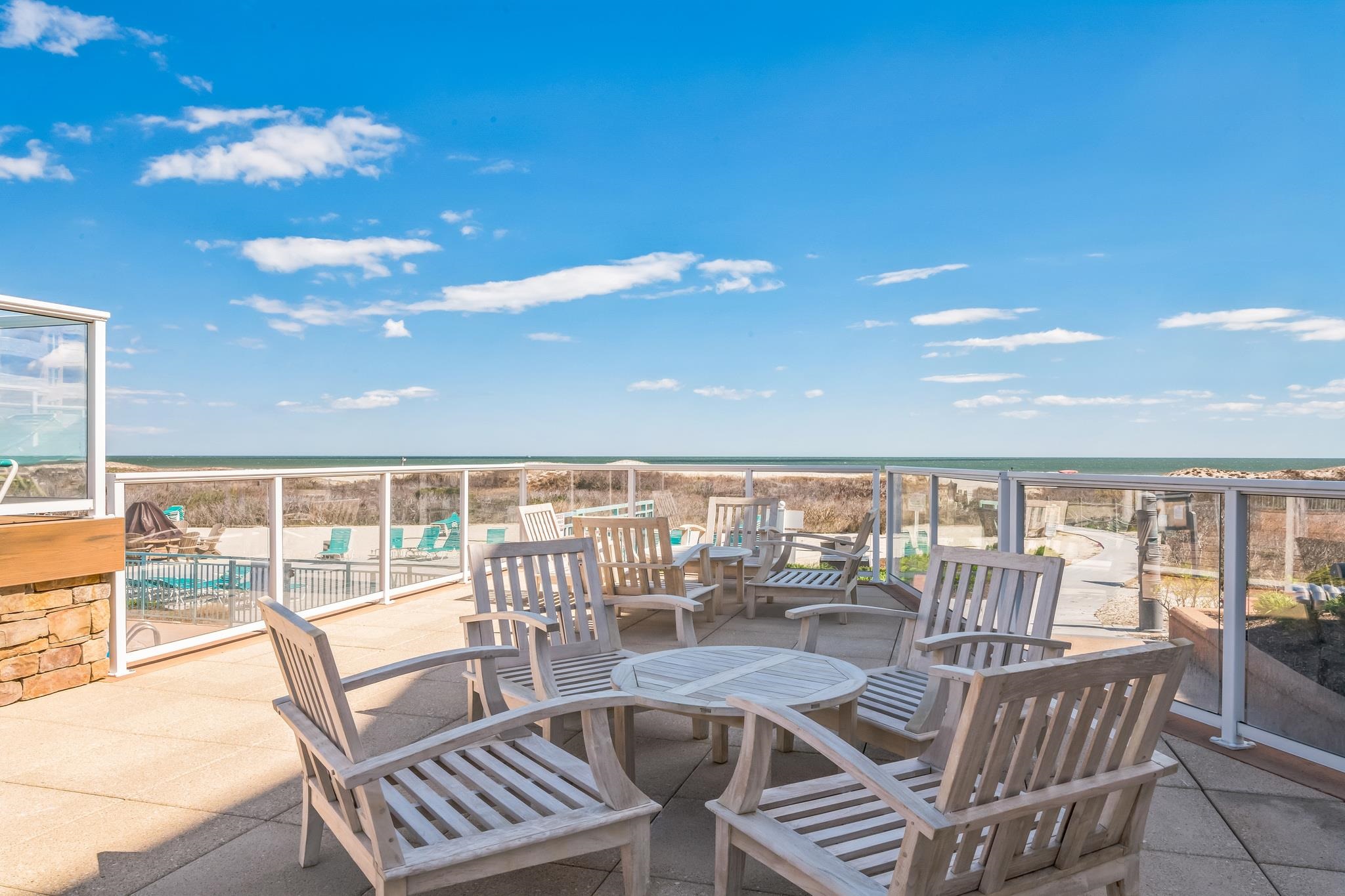 9901 Seapointe Boulevard Unit: 611