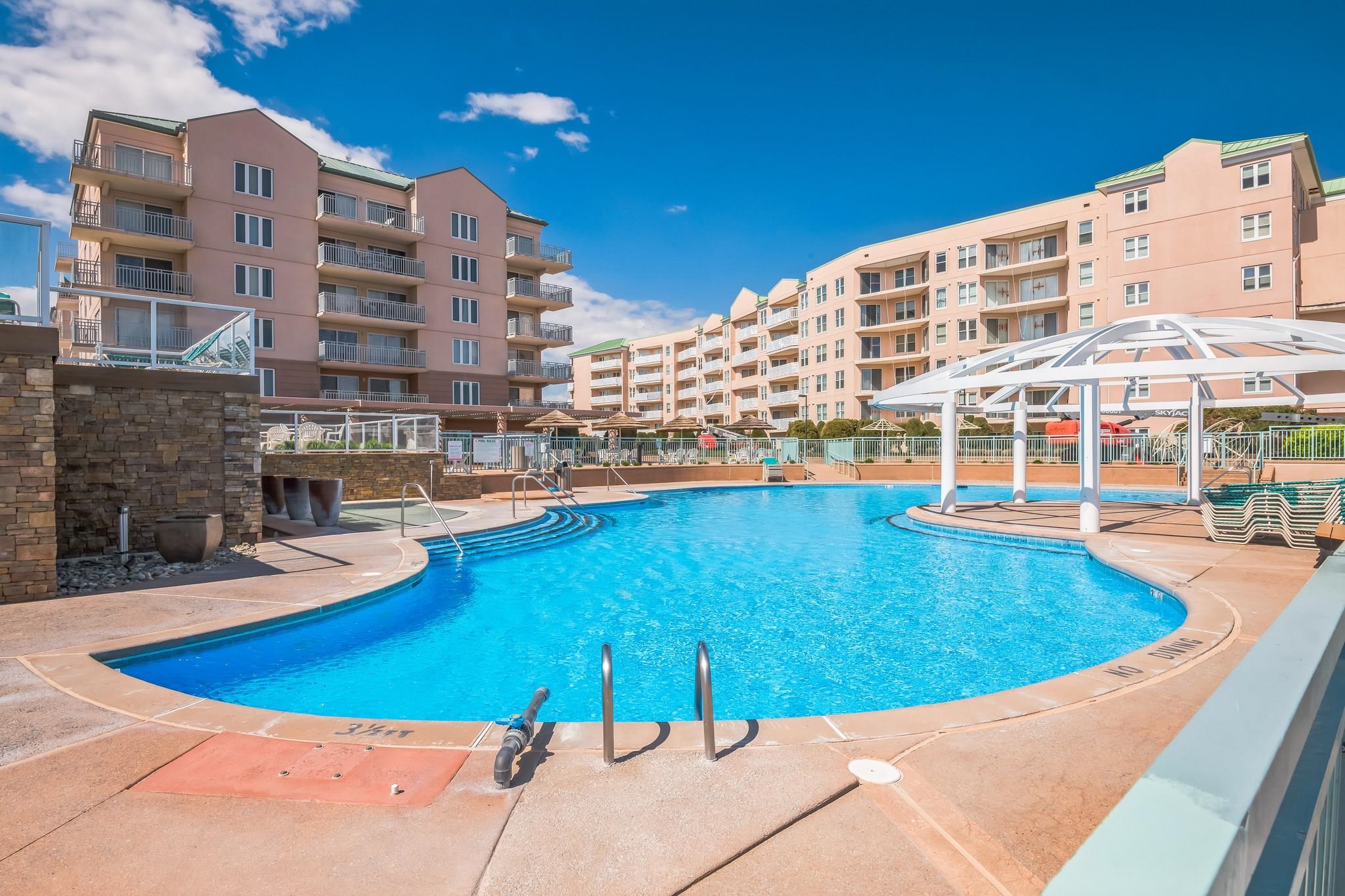 9901 Seapointe Boulevard Unit: 611