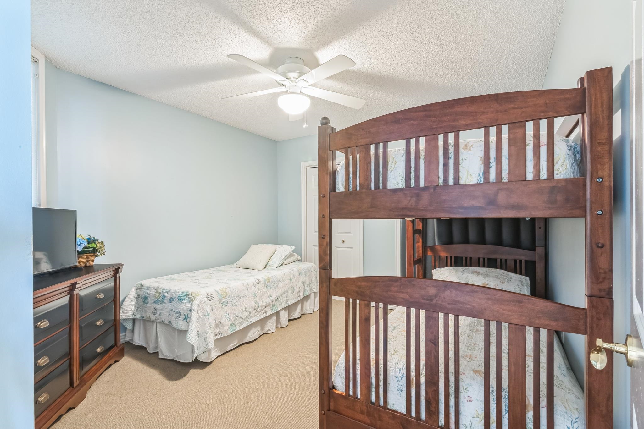 8901 Atlantic Avenue Unit: 203