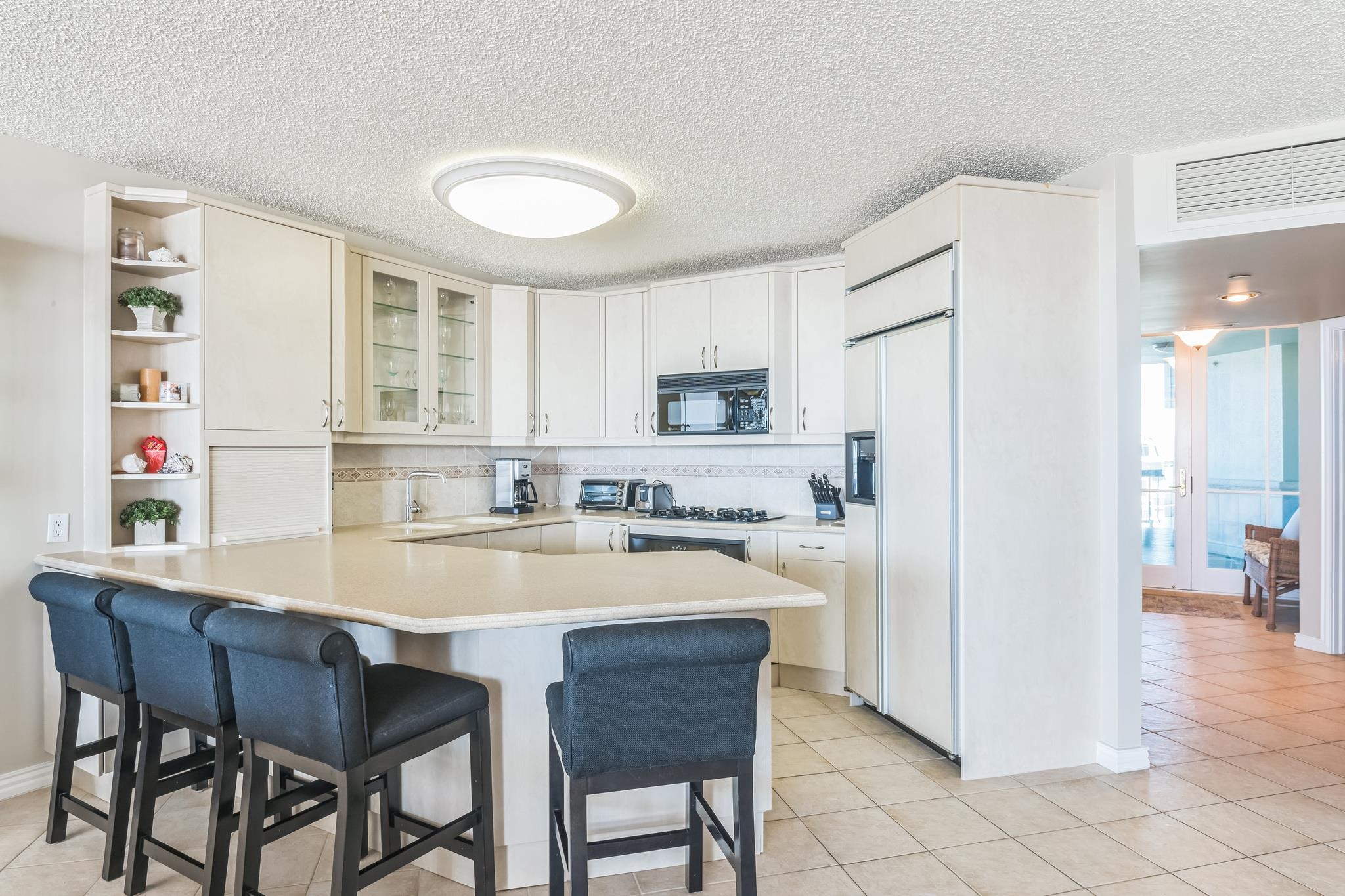 8901 Atlantic Avenue Unit: 203