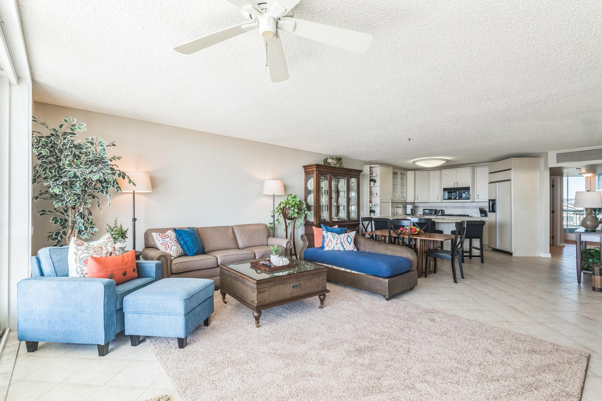 8901 Atlantic Avenue Unit: 203