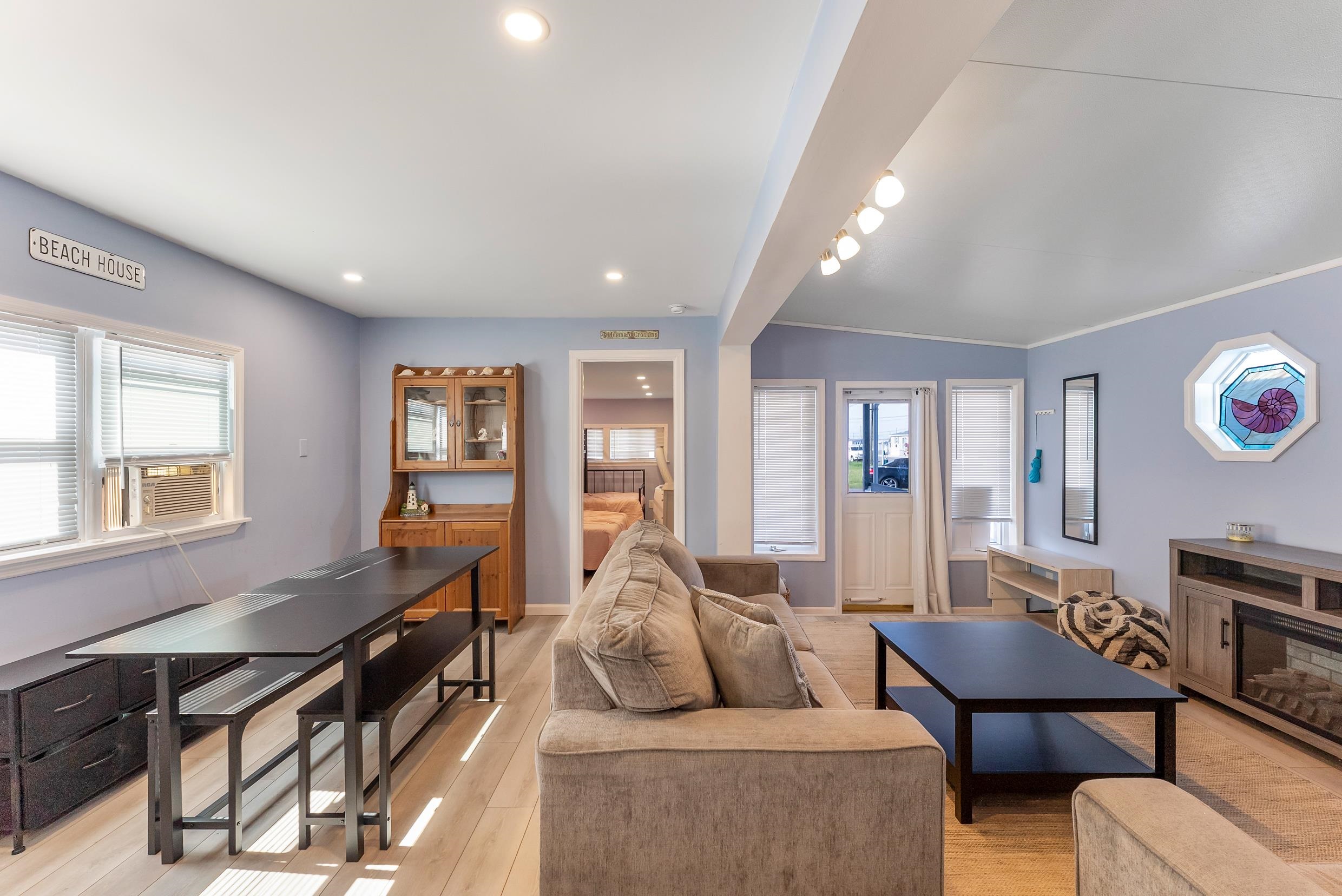 15 Bennett Avenue