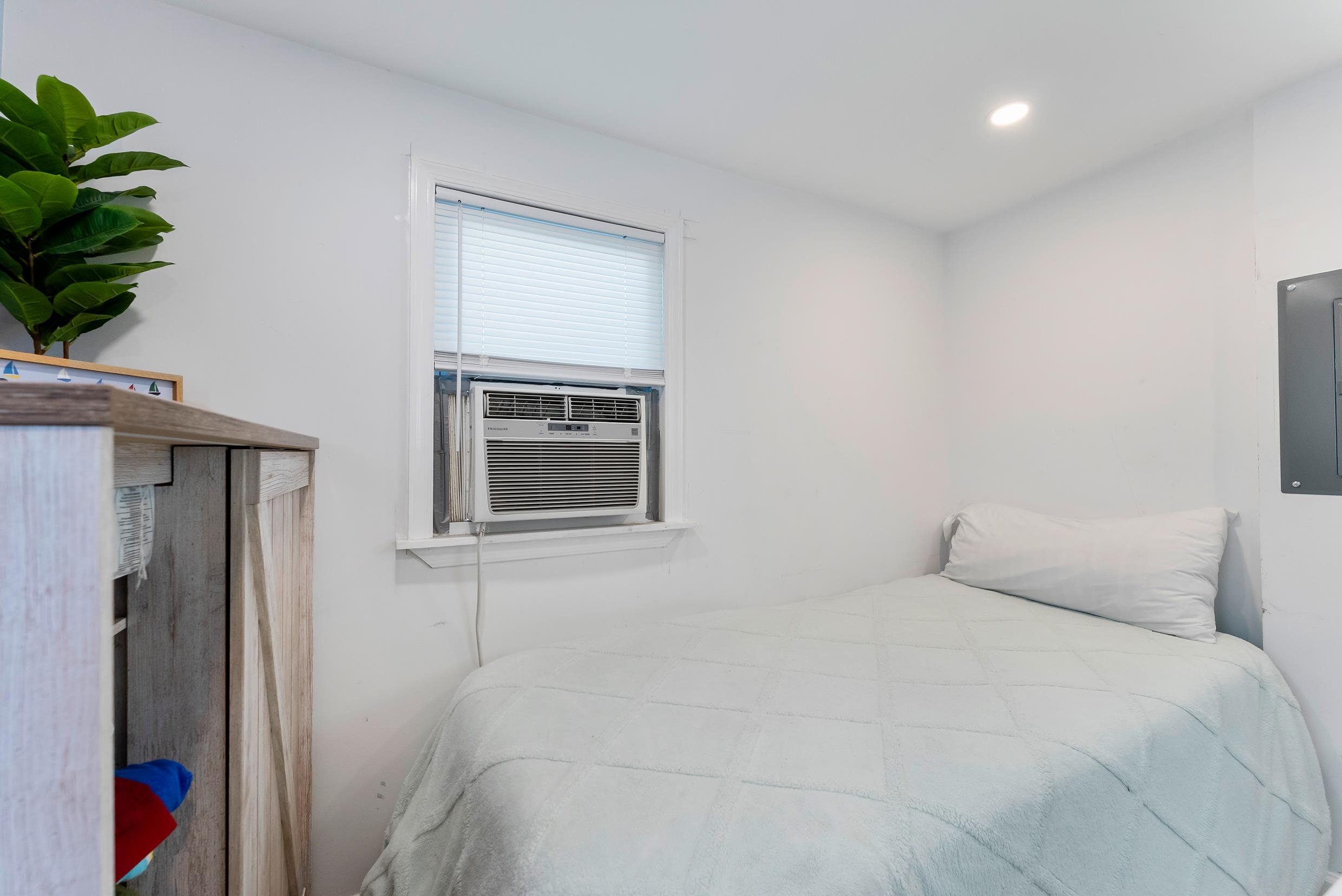 15 Bennett Avenue
