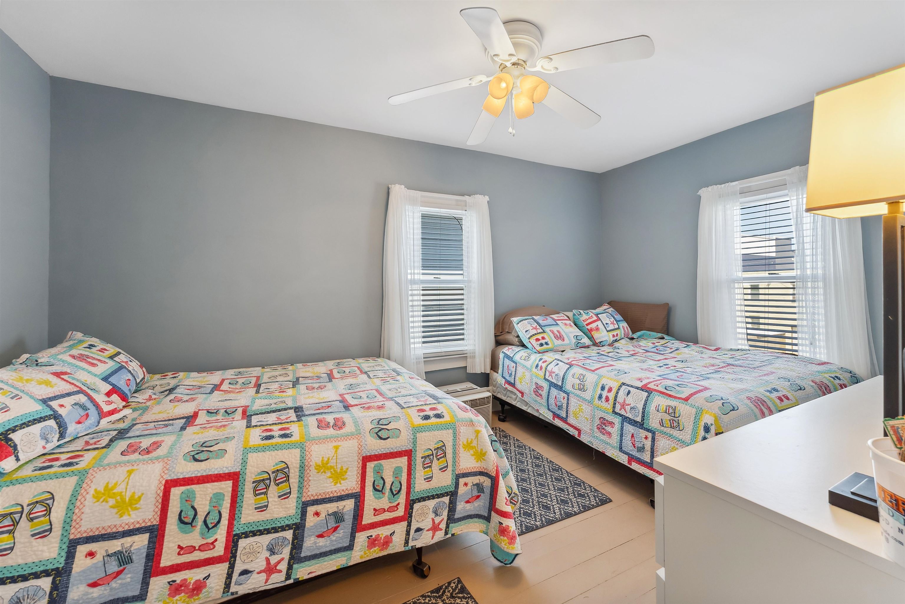 225 E Garfield Avenue