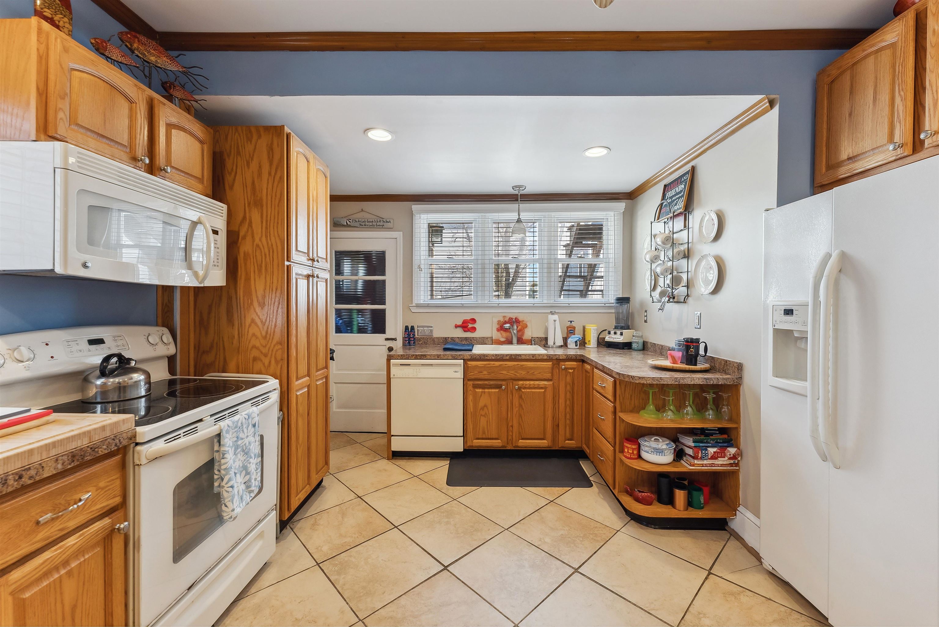 225 E Garfield Avenue