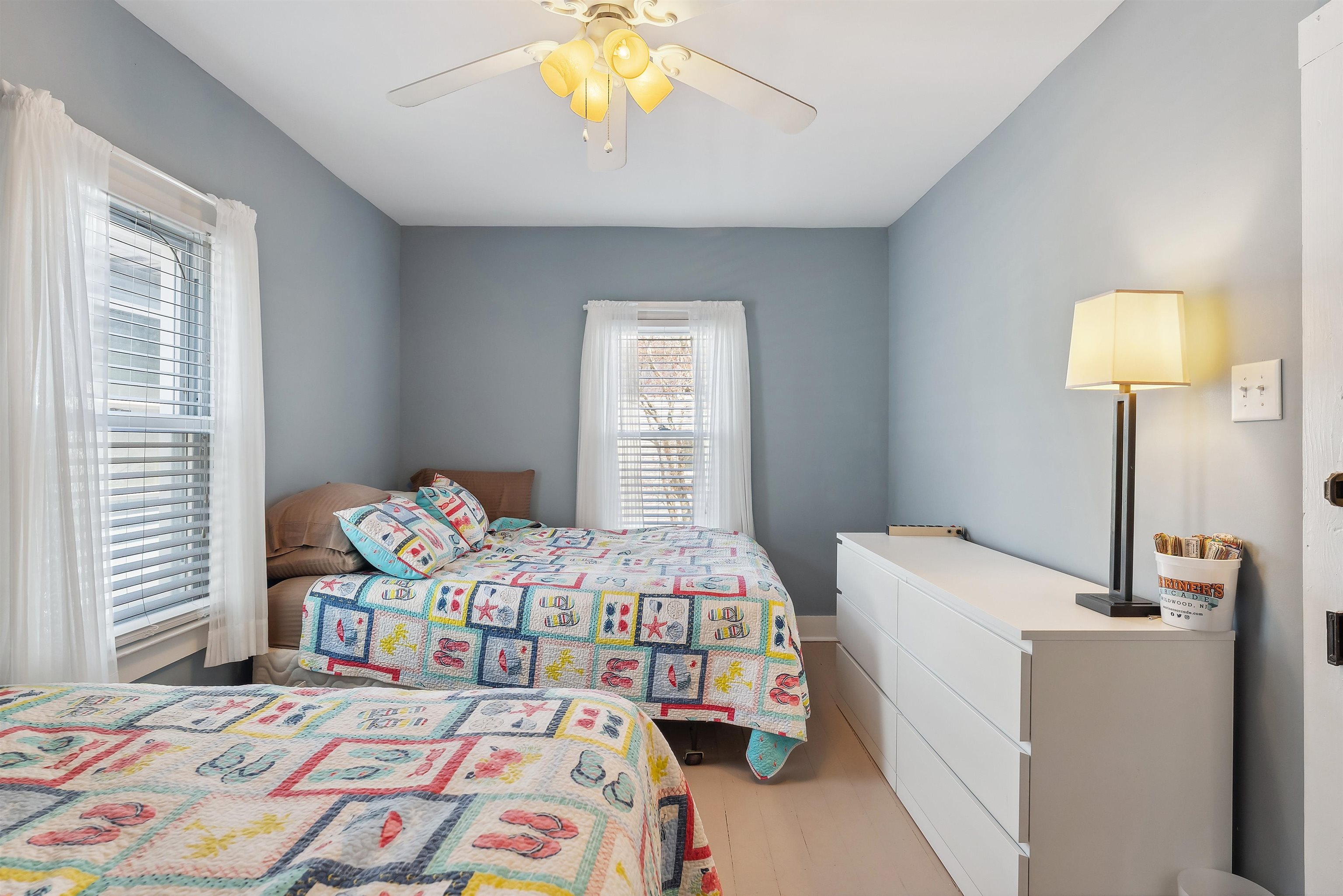 225 E Garfield Avenue