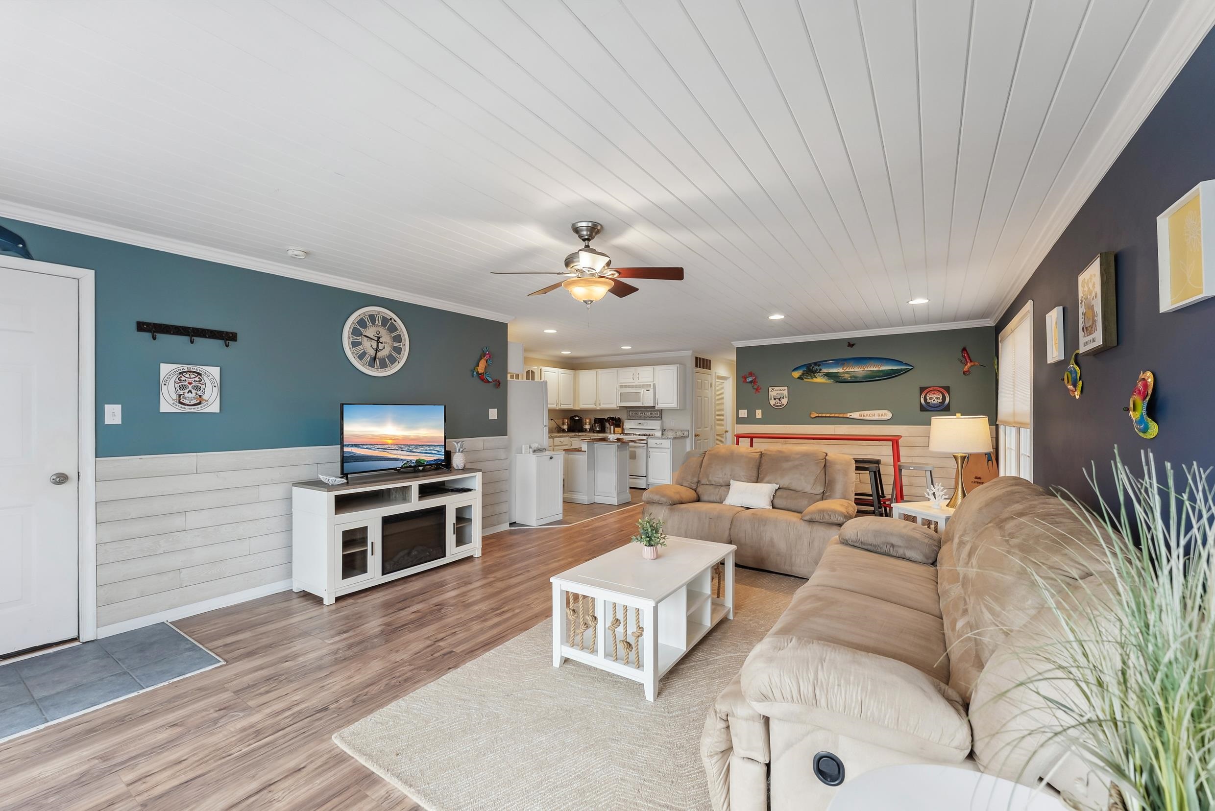 301 E Leaming Avenue Unit: A