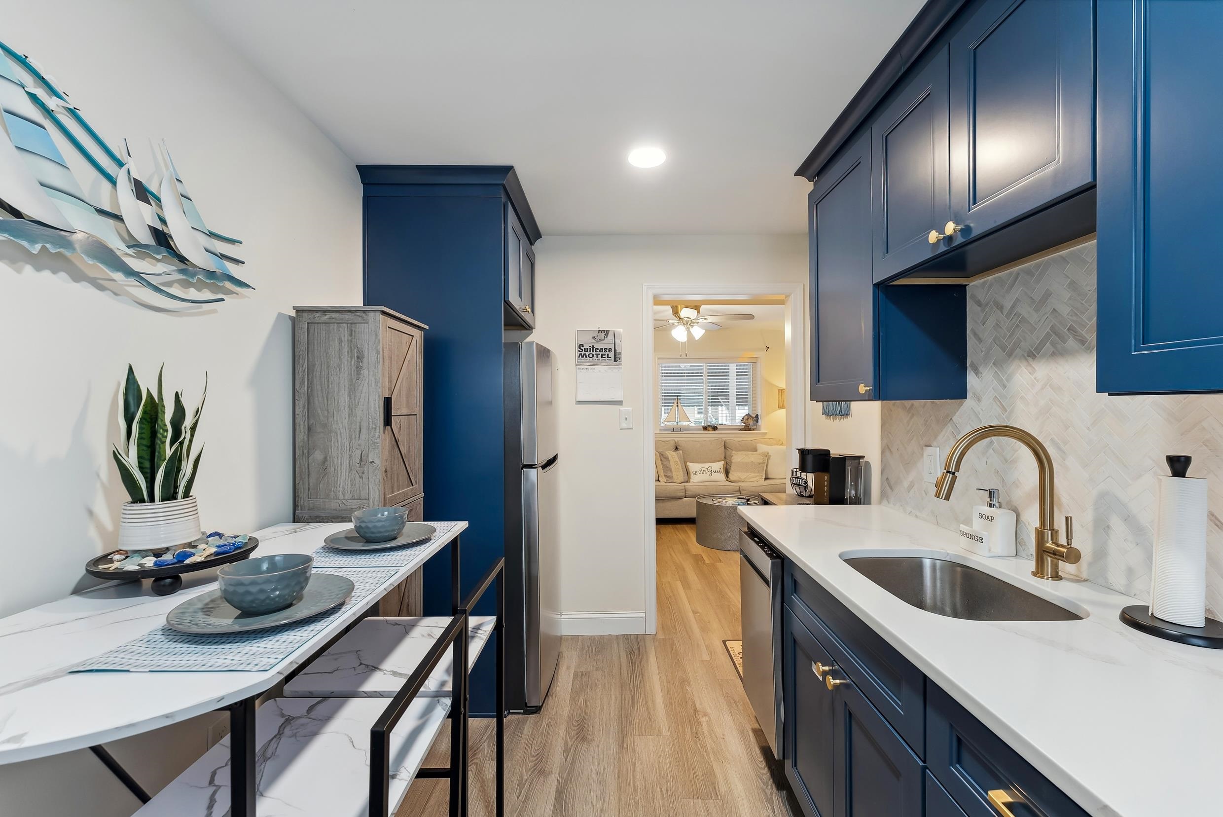 403 E 15th Avenue Unit: 3