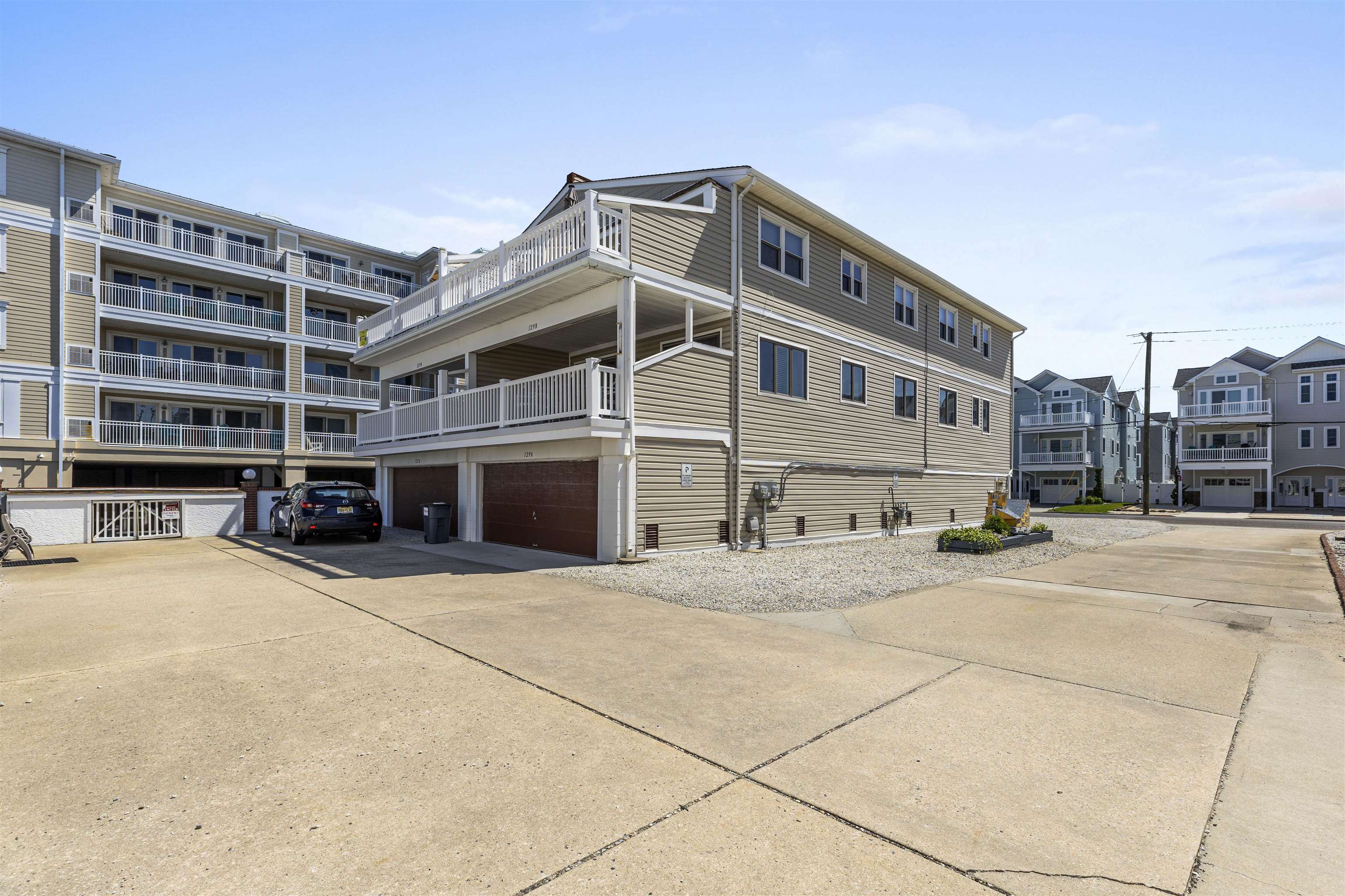 127 W Spruce Avenue Unit: B