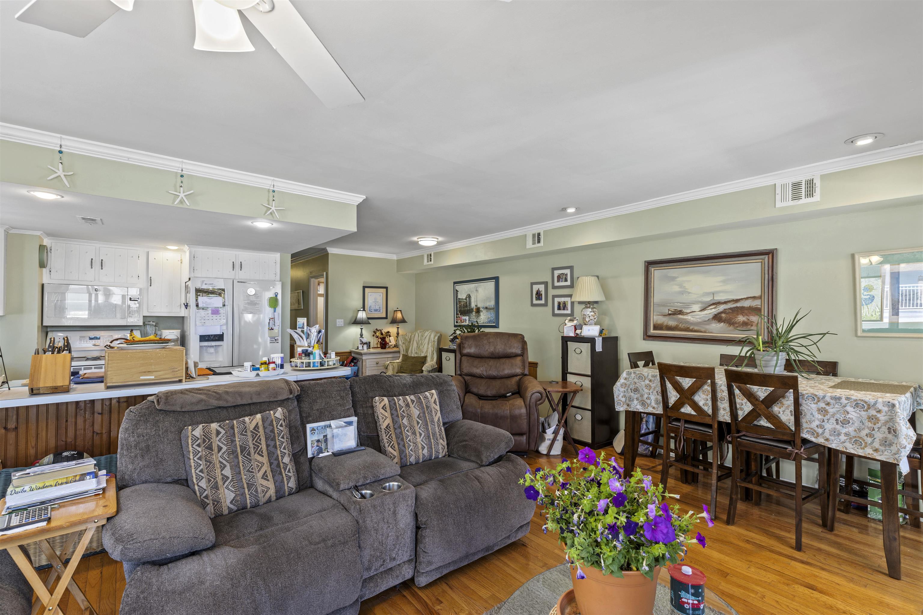 127 W Spruce Avenue Unit: B